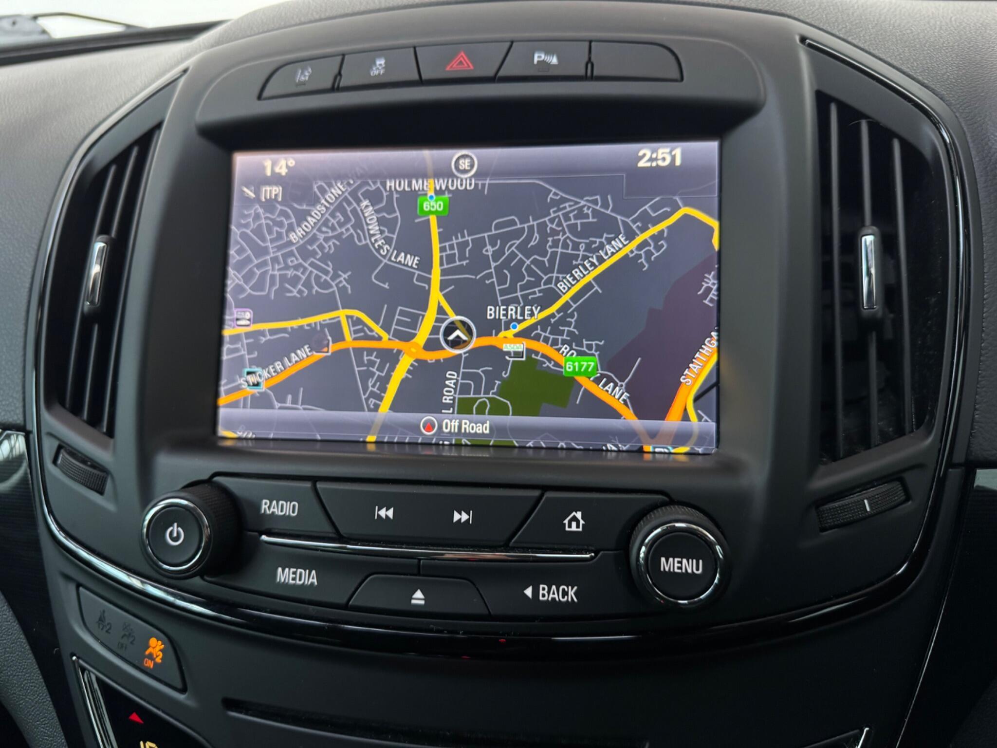 Vauxhall Insignia - Image 15
