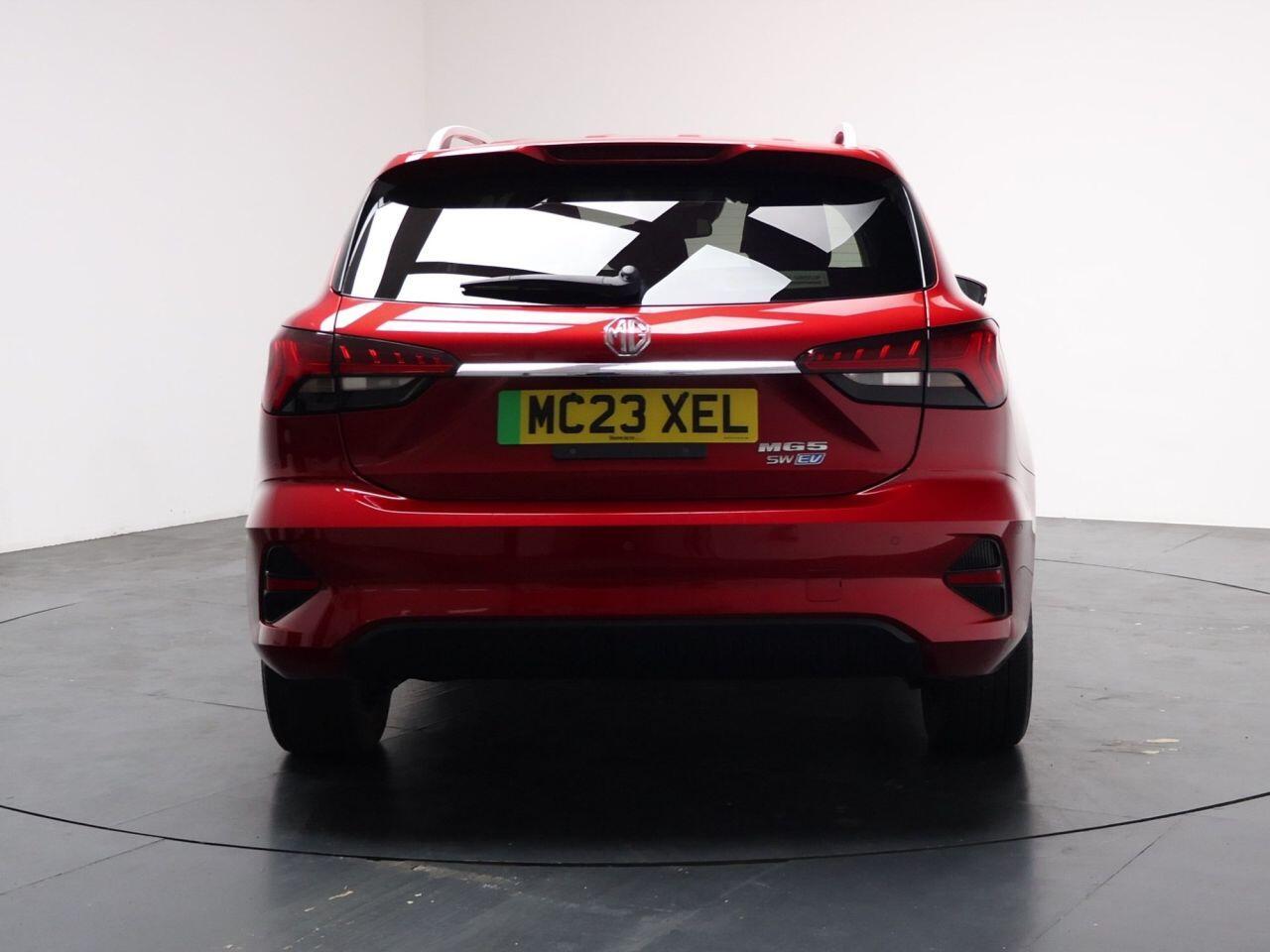 MG MG5 - Image 11
