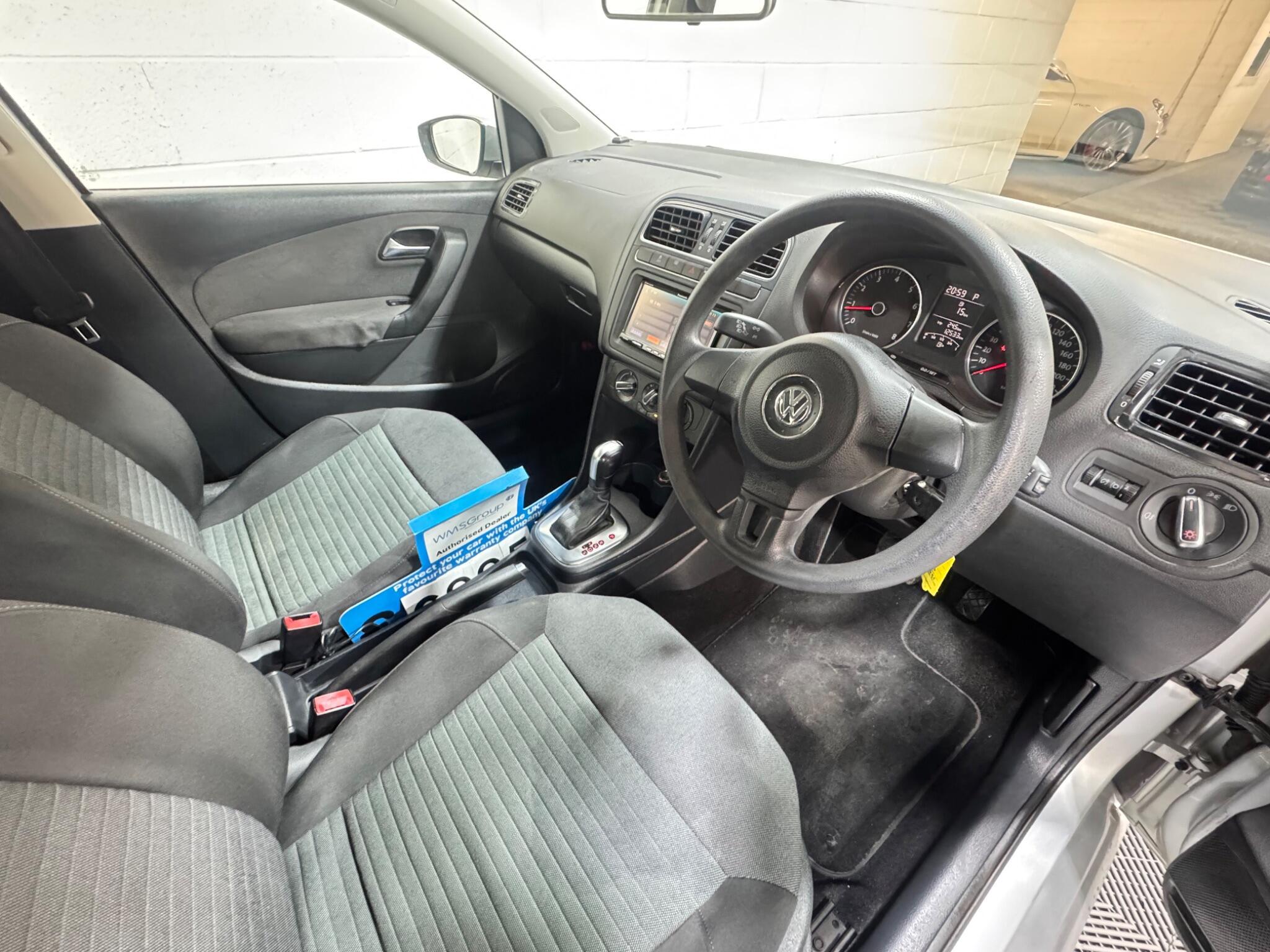Volkswagen Polo - Image 9