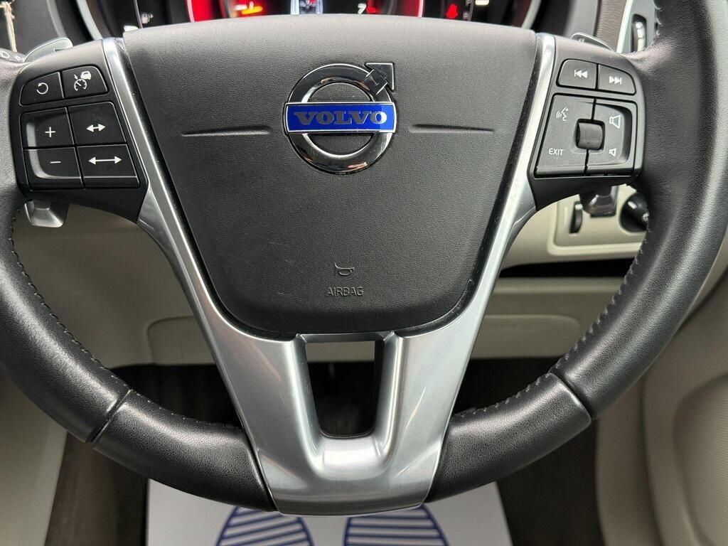 Volvo V40 - Image 39