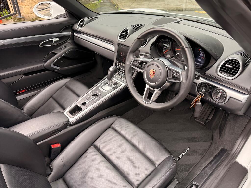 Porsche 718 Boxster - Image 19