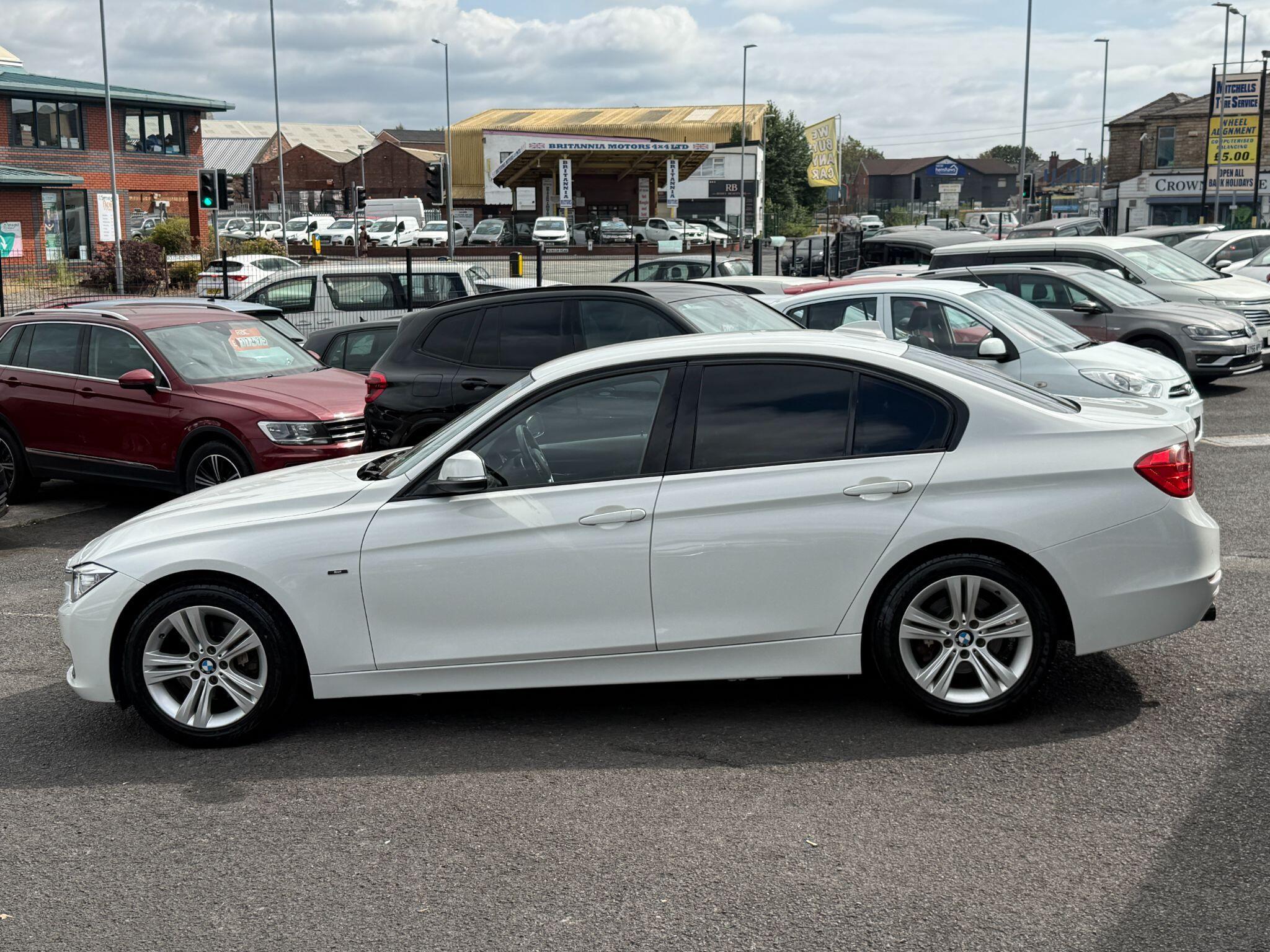 BMW 3 Series - Image 17