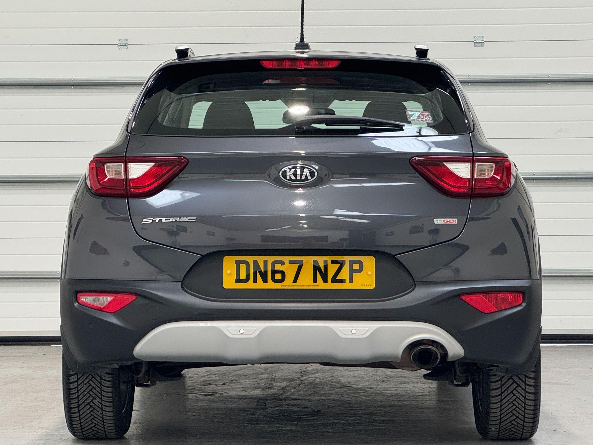 Kia Stonic - Image 13