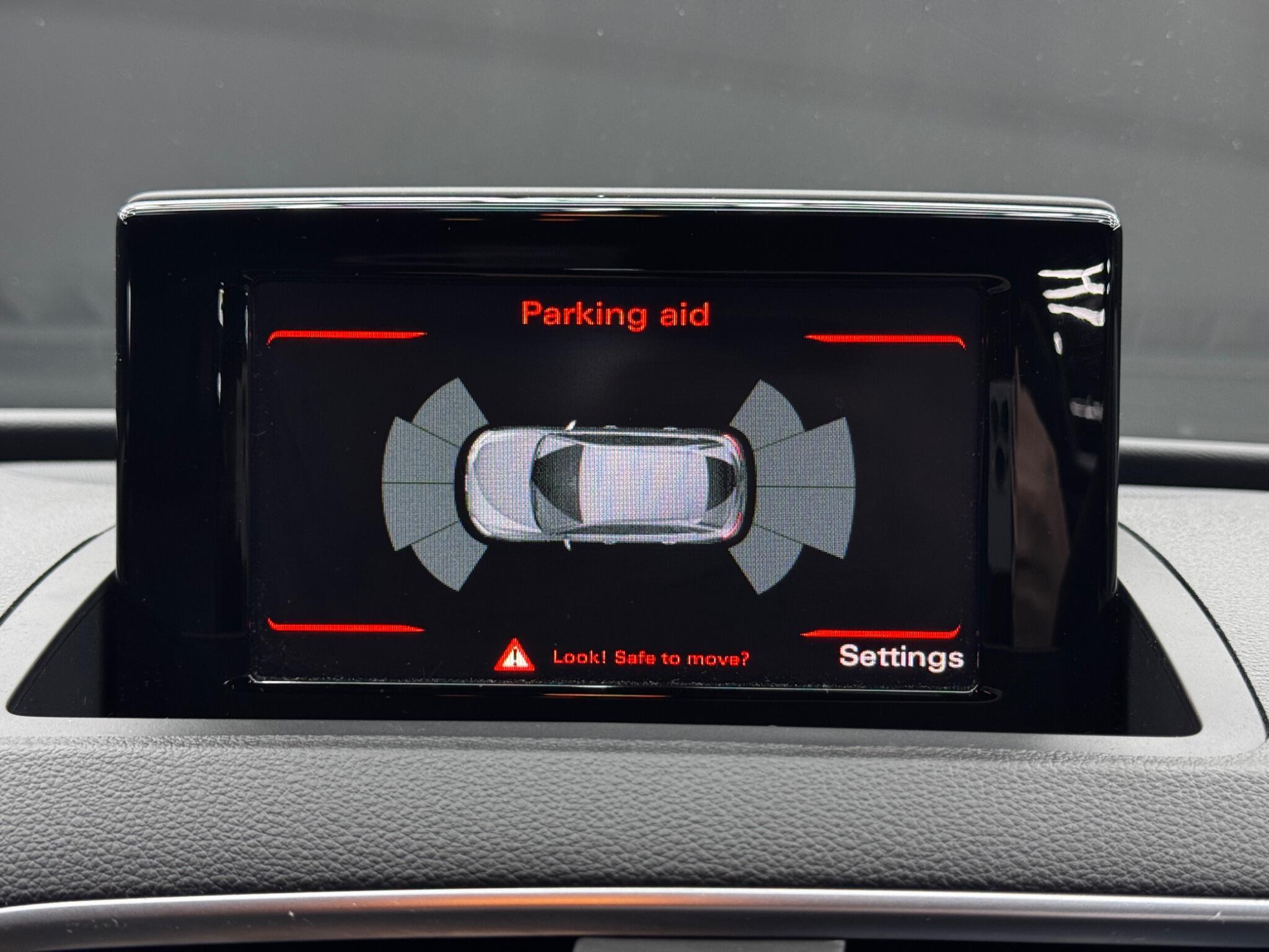 Audi Q3 - Image 34