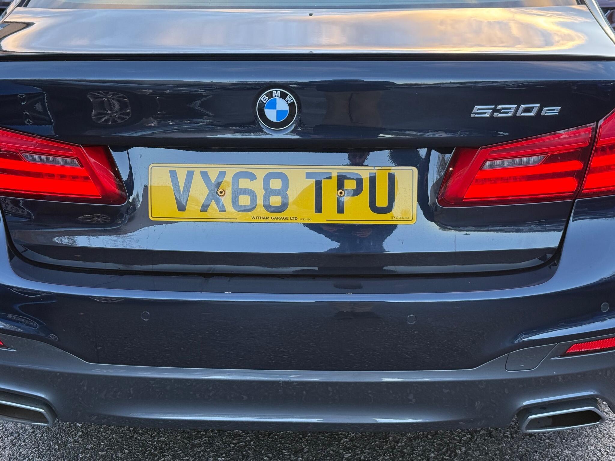 BMW 5 Series - Image 49