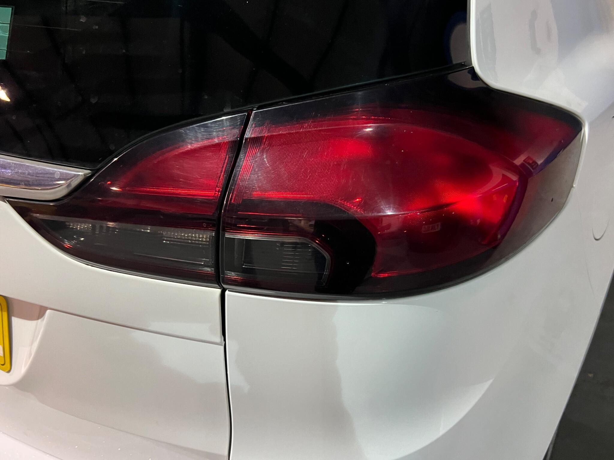 Vauxhall Zafira Tourer - Image 27