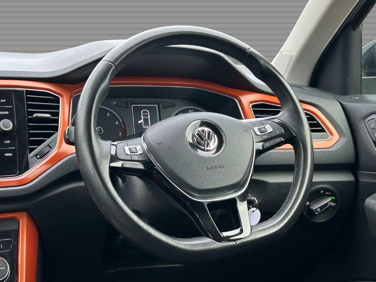 Volkswagen T-Roc - Image 14