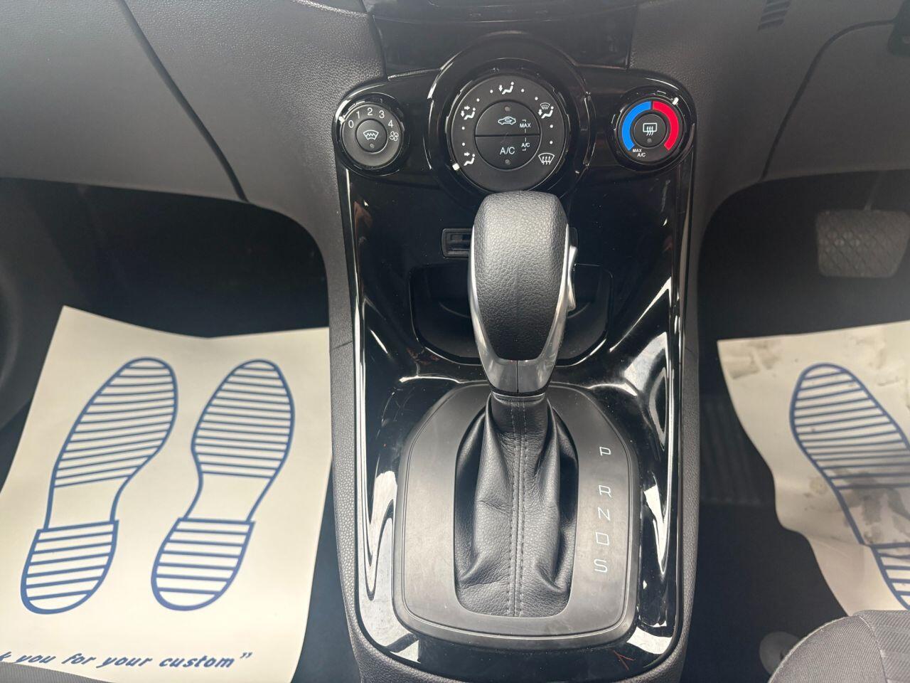 Ford Fiesta - Image 14