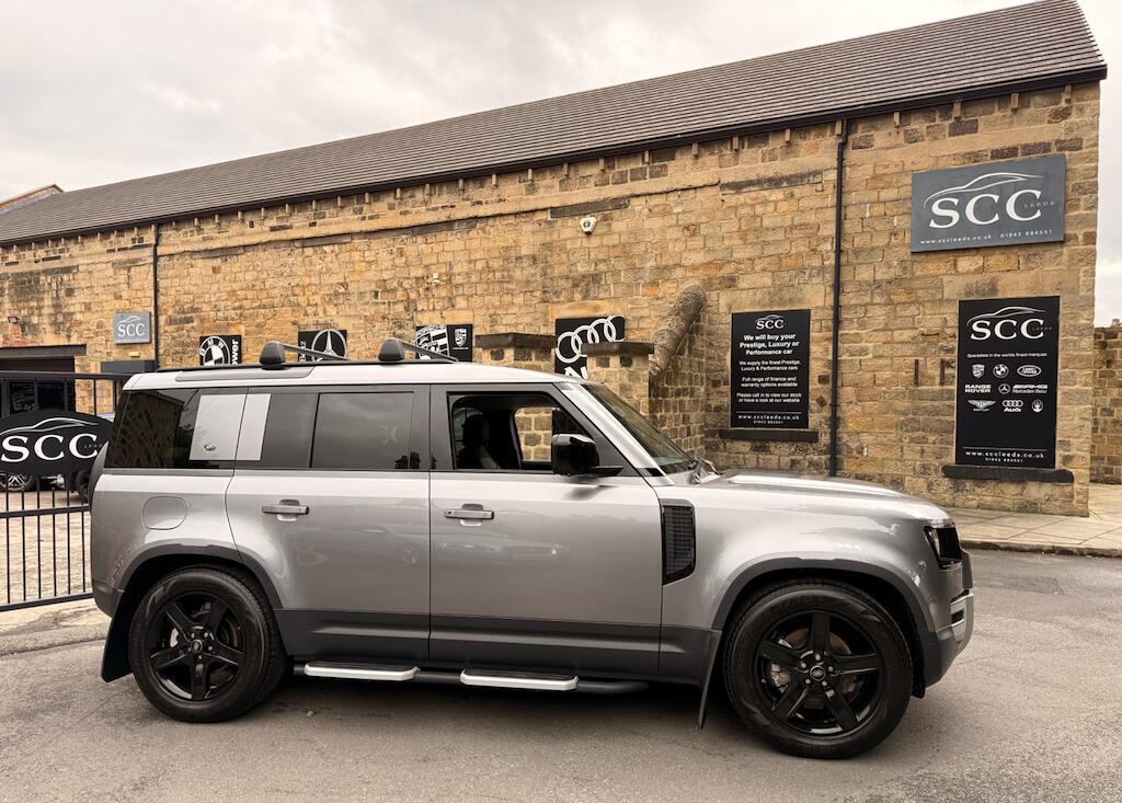 Land Rover Defender 110 - Image 6