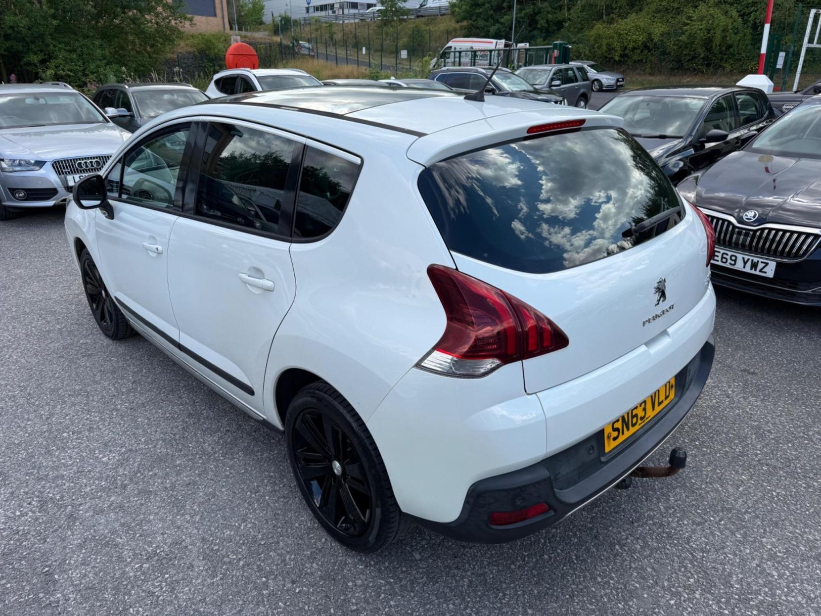 Peugeot 3008 - Image 12