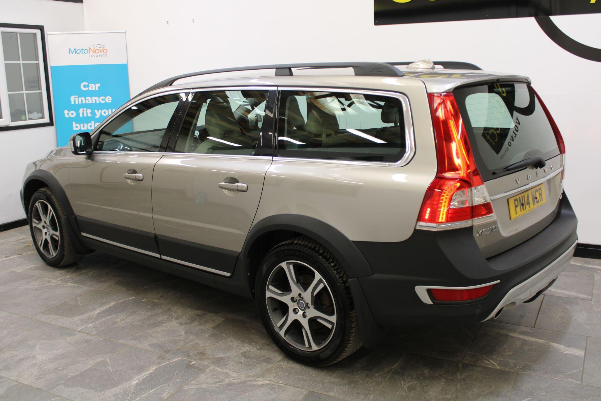Volvo XC70 - Image 20