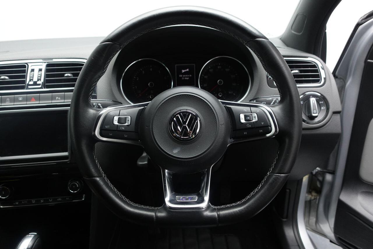 Volkswagen Polo - Image 32