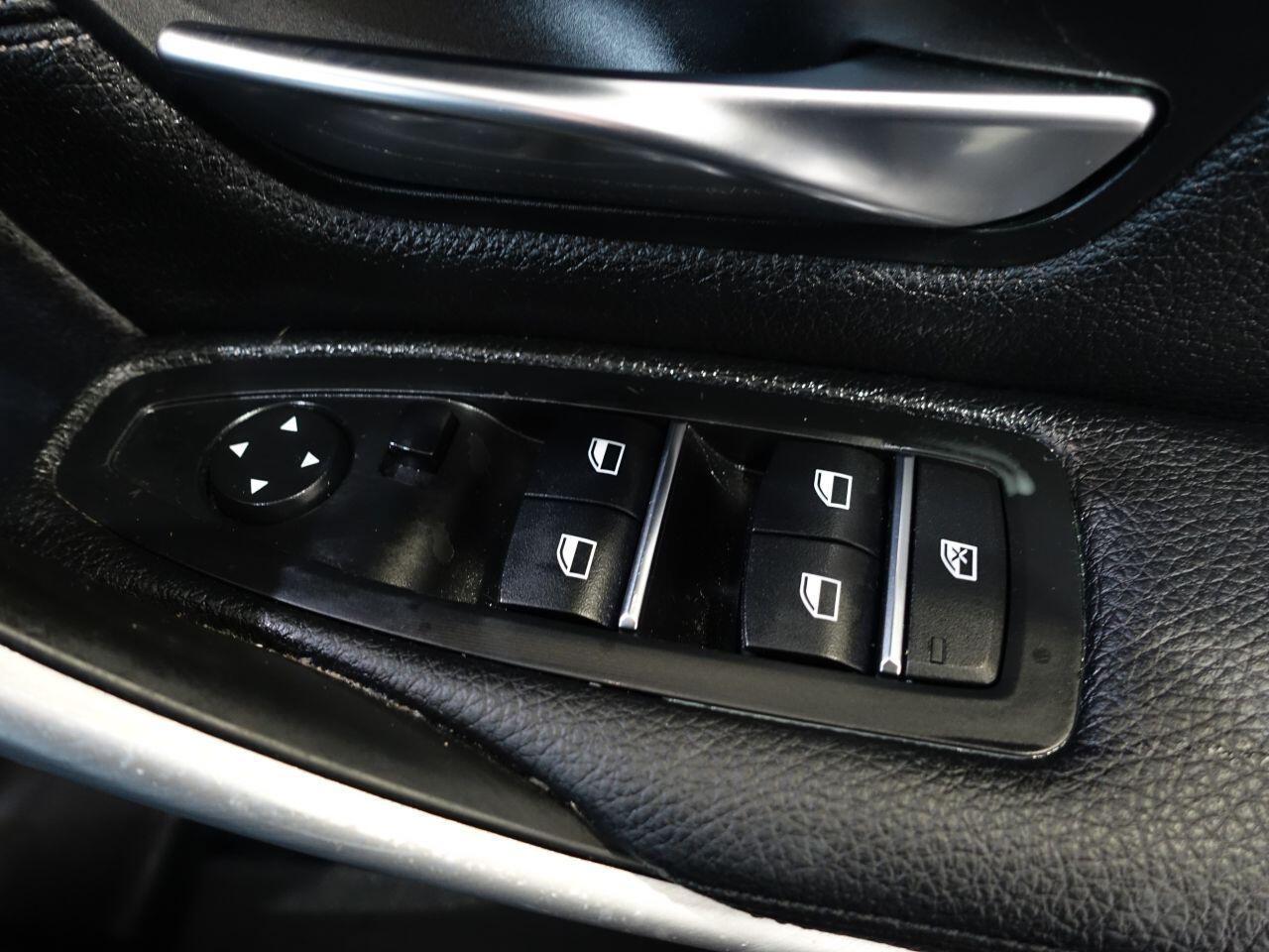 BMW 3 Series - Image 31