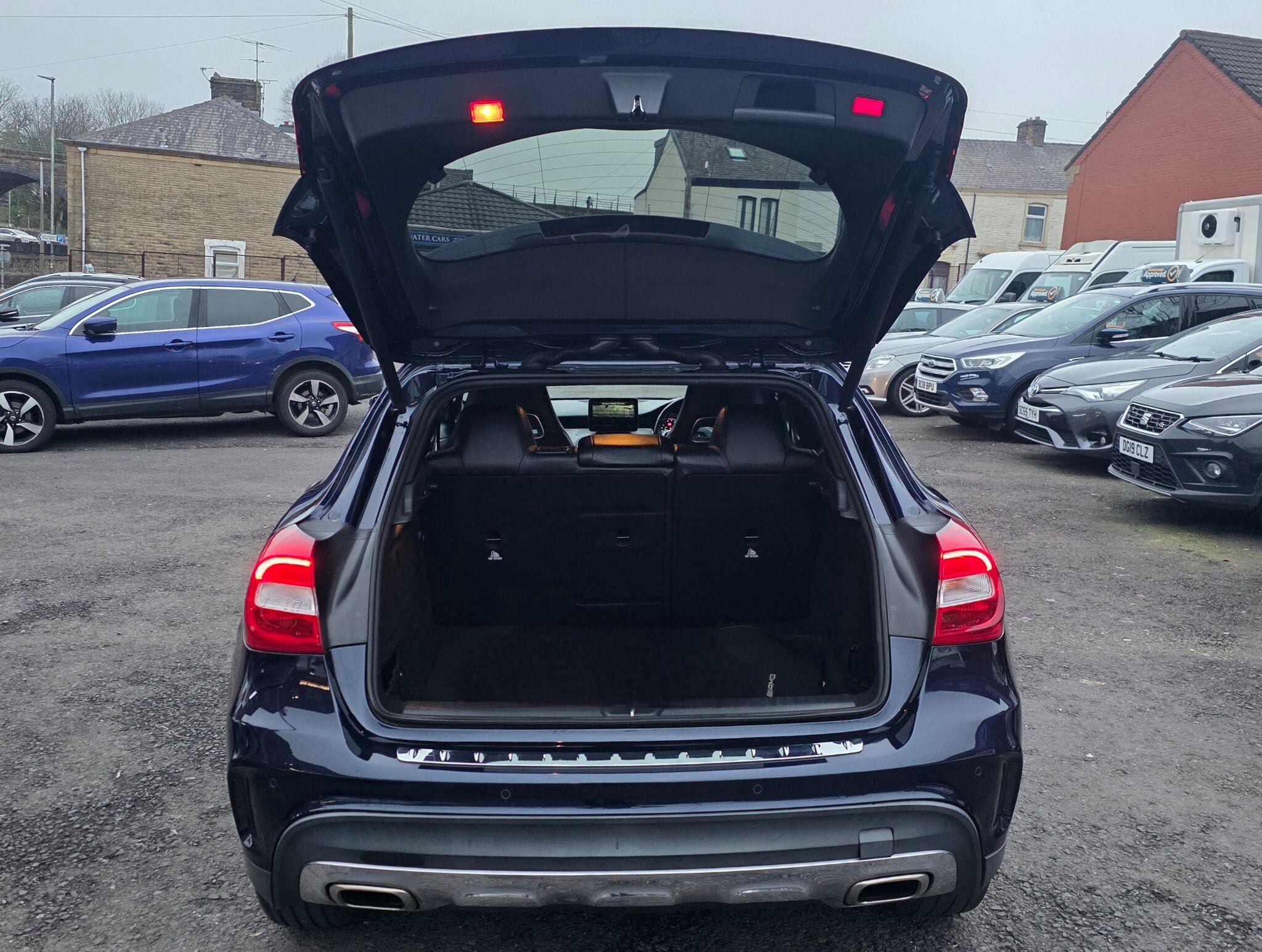 Mercedes GLA - Image 23