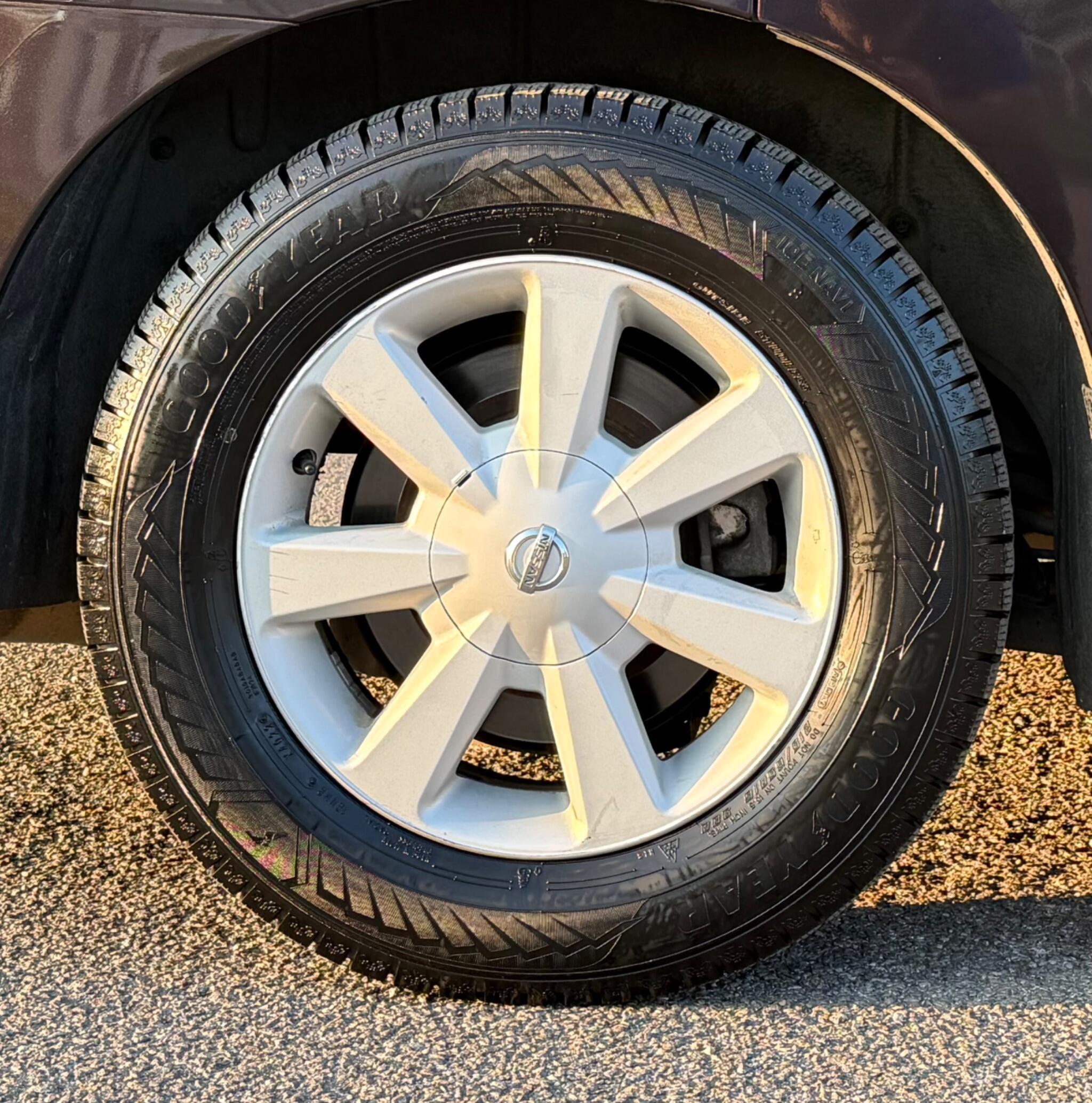 Nissan Elgrand - Image 53