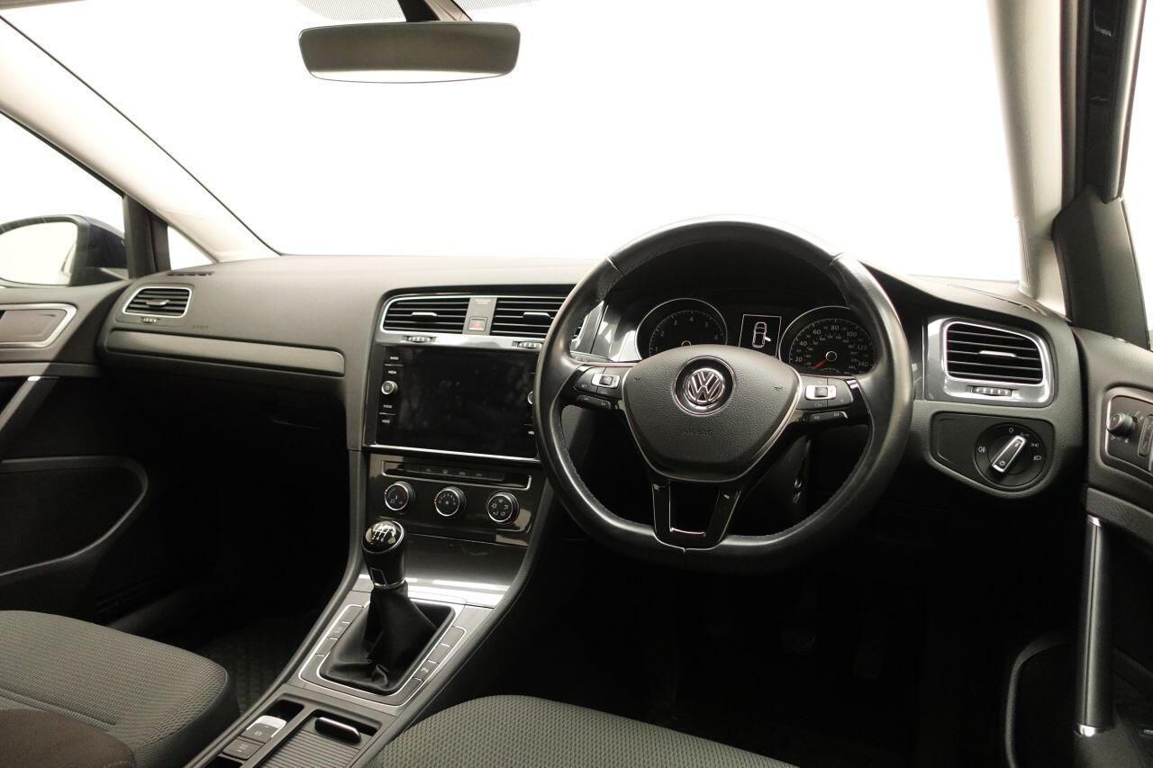 Volkswagen Golf - Image 15