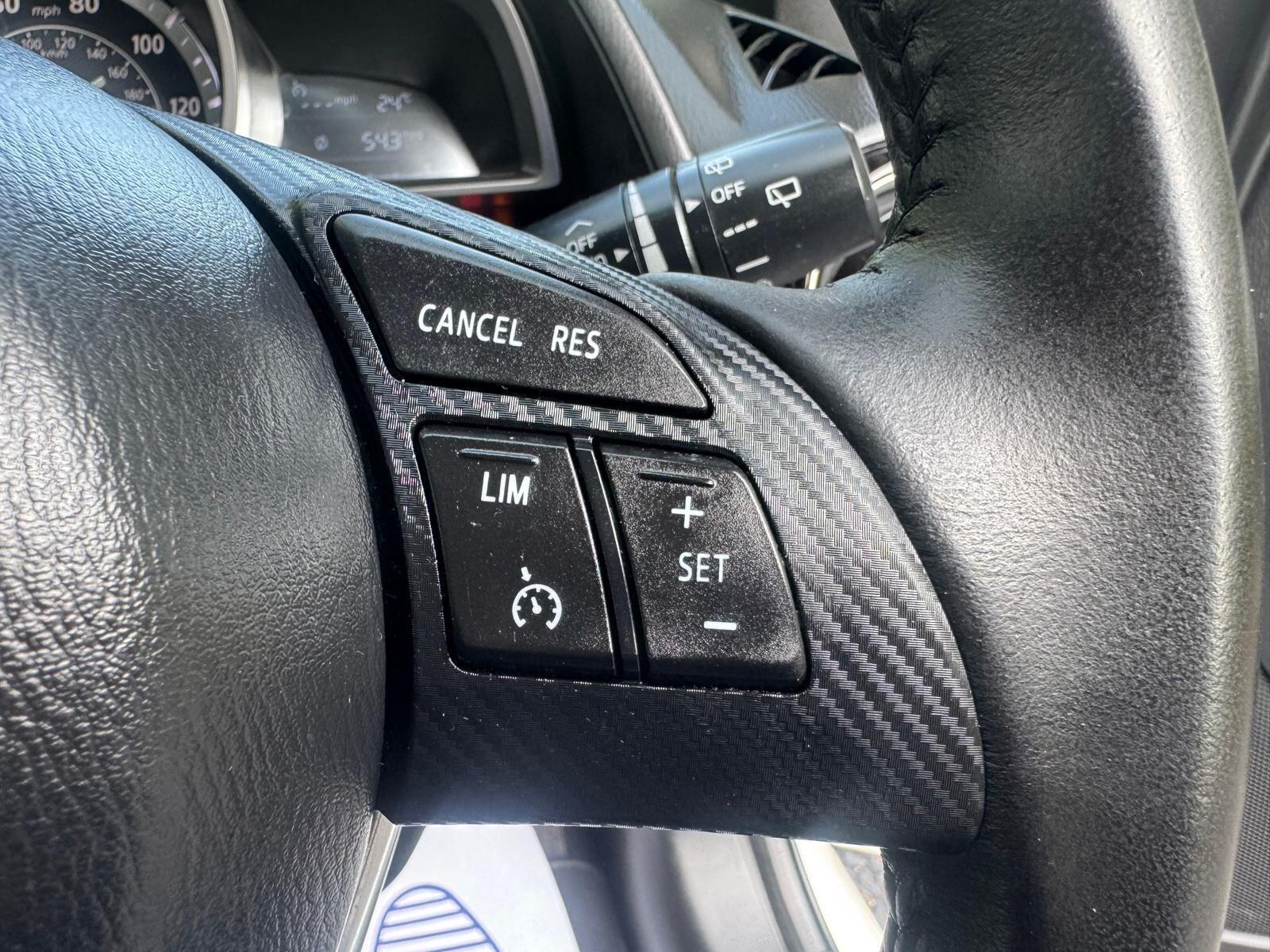 Mazda MAZDA2 - Image 17