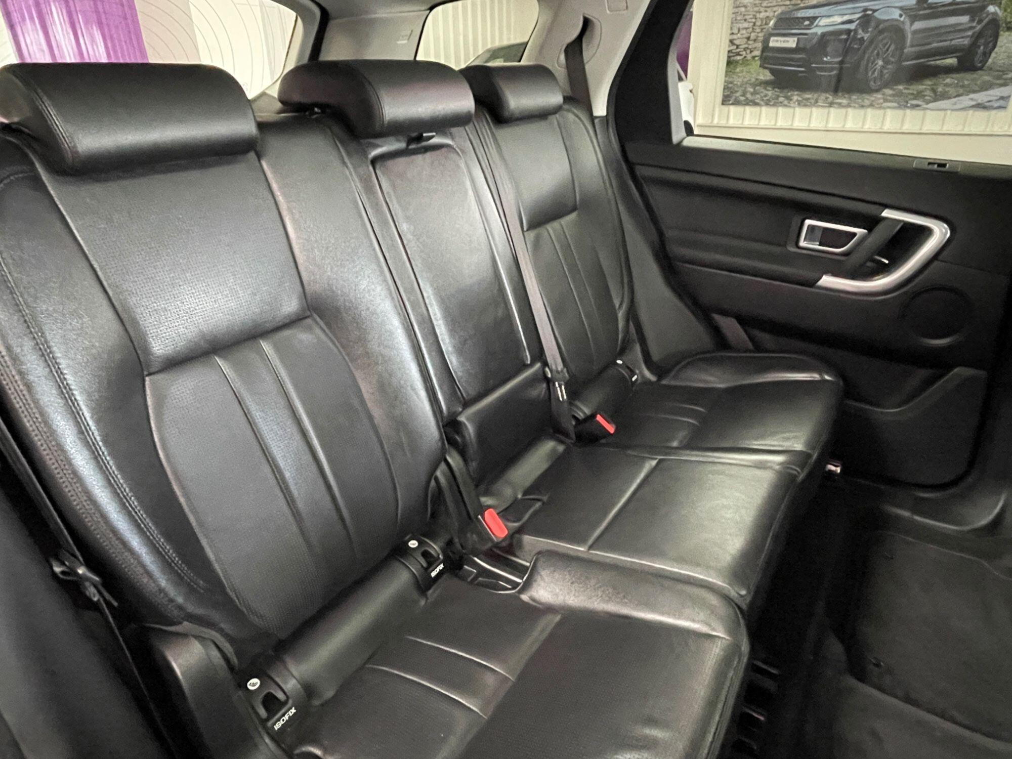 Land Rover DISCOVERY SPORT - Image 28