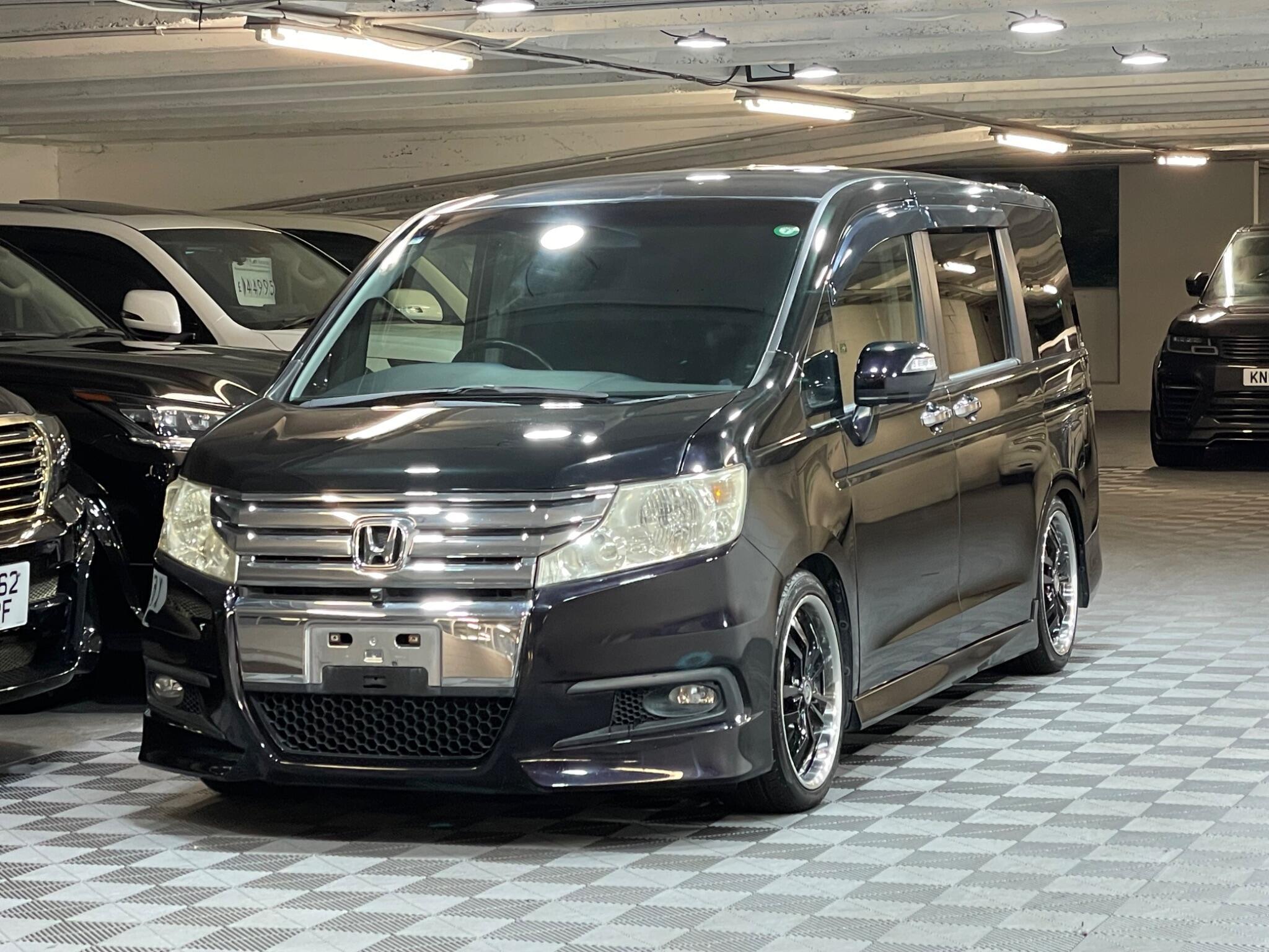 Honda Stepwagon - Image 6