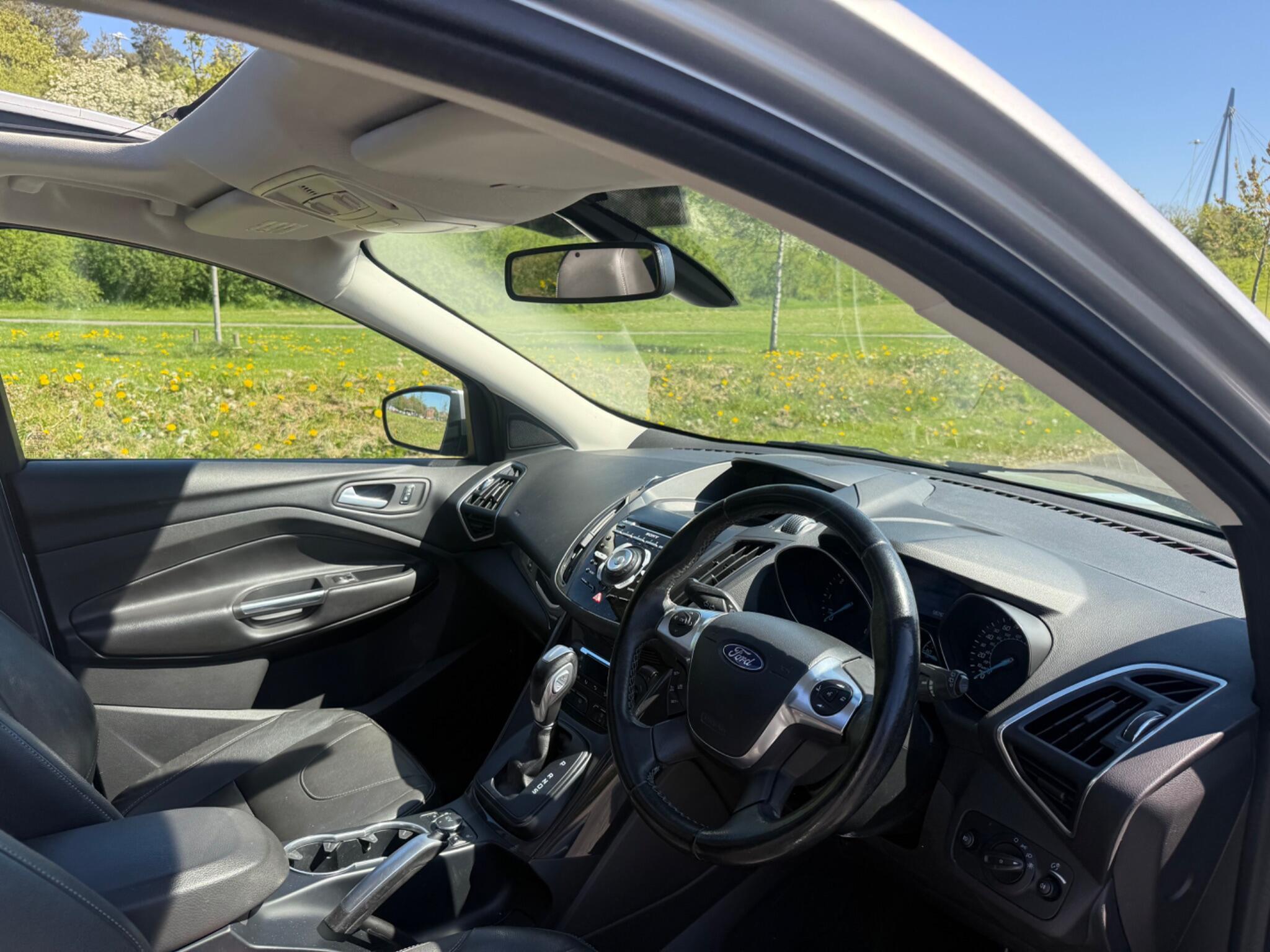 Ford Kuga - Image 19