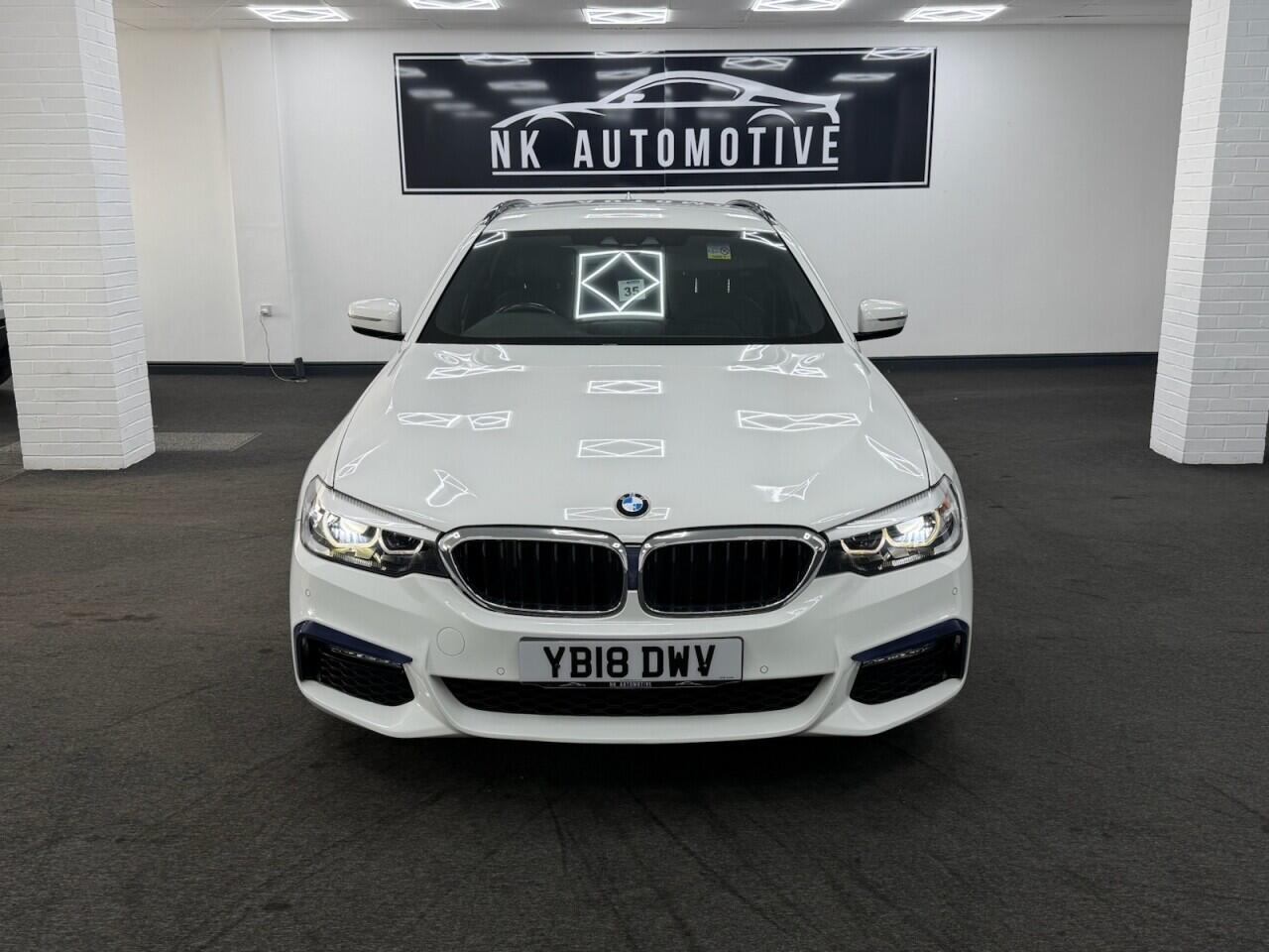 BMW 5 Series - Image 9
