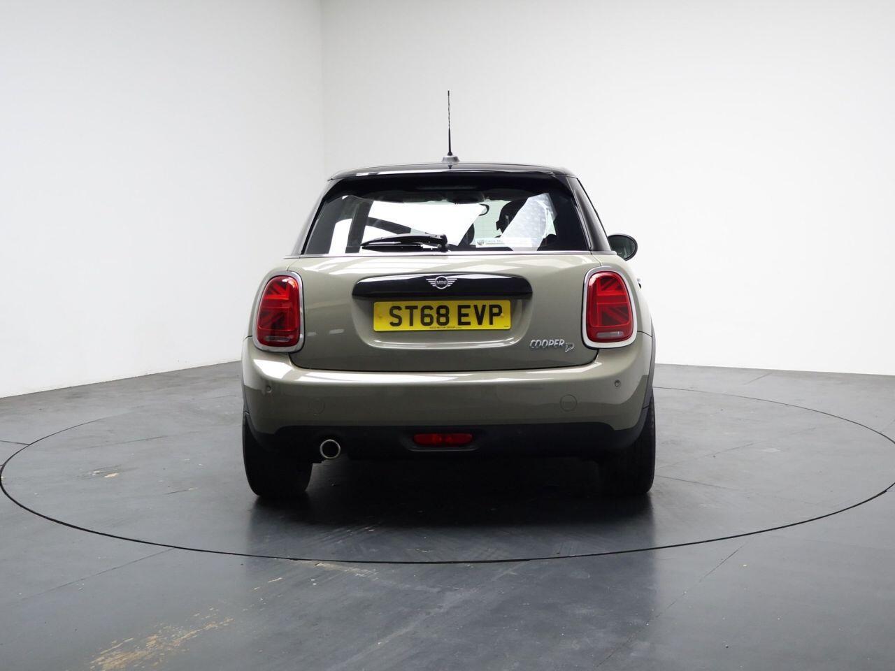 MINI Hatch - Image 6