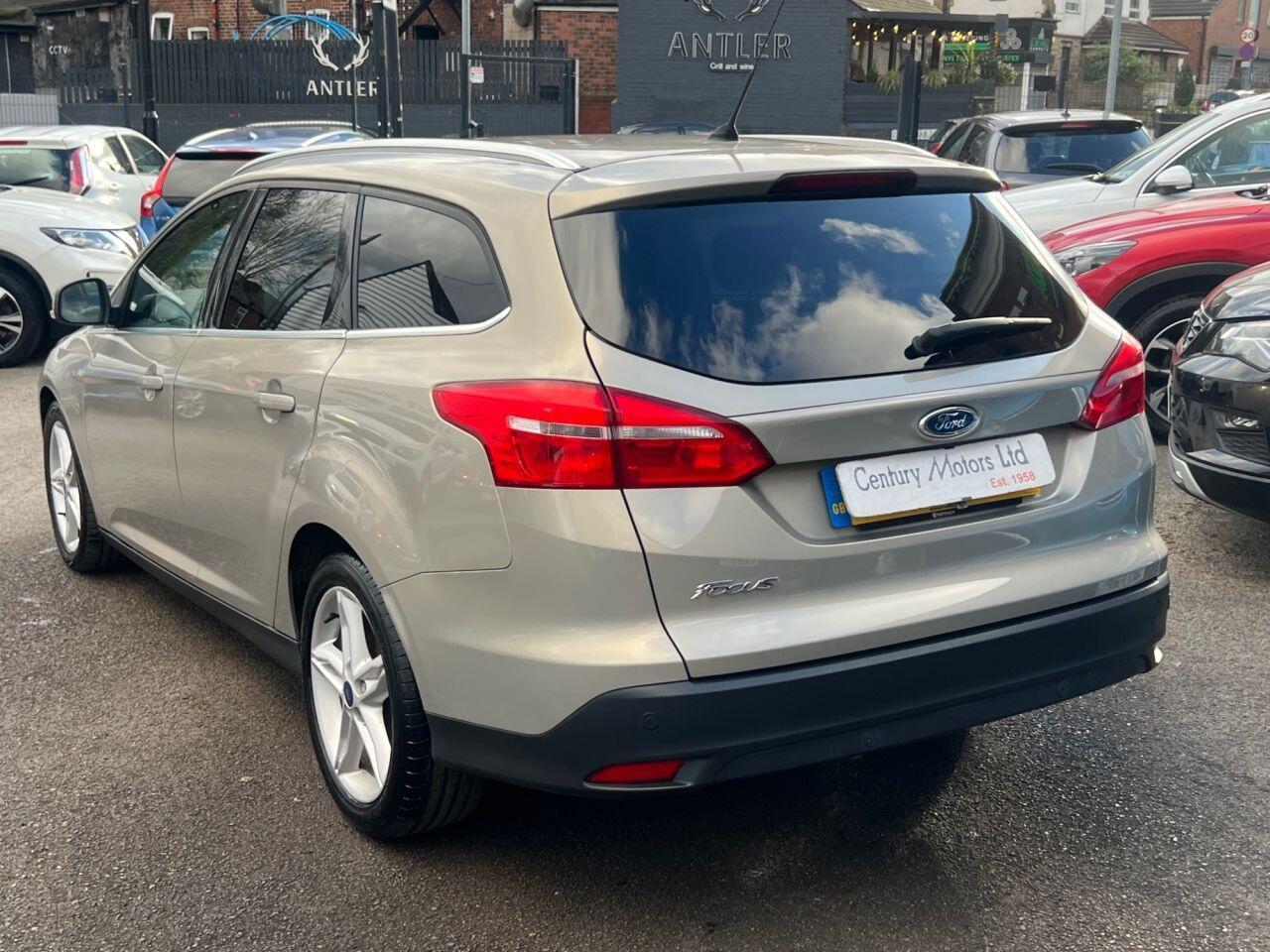 Ford Focus - Image 5