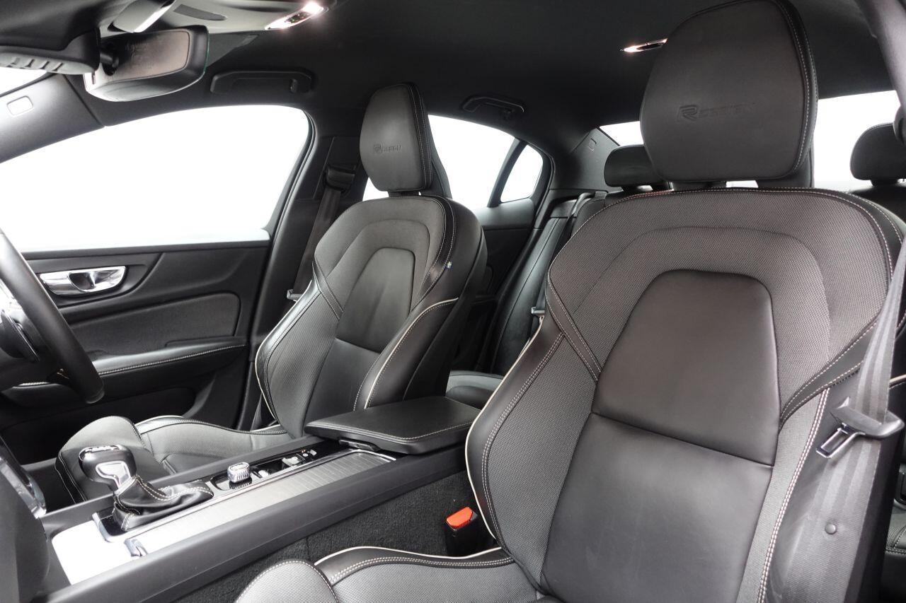 Volvo S60 - Image 17