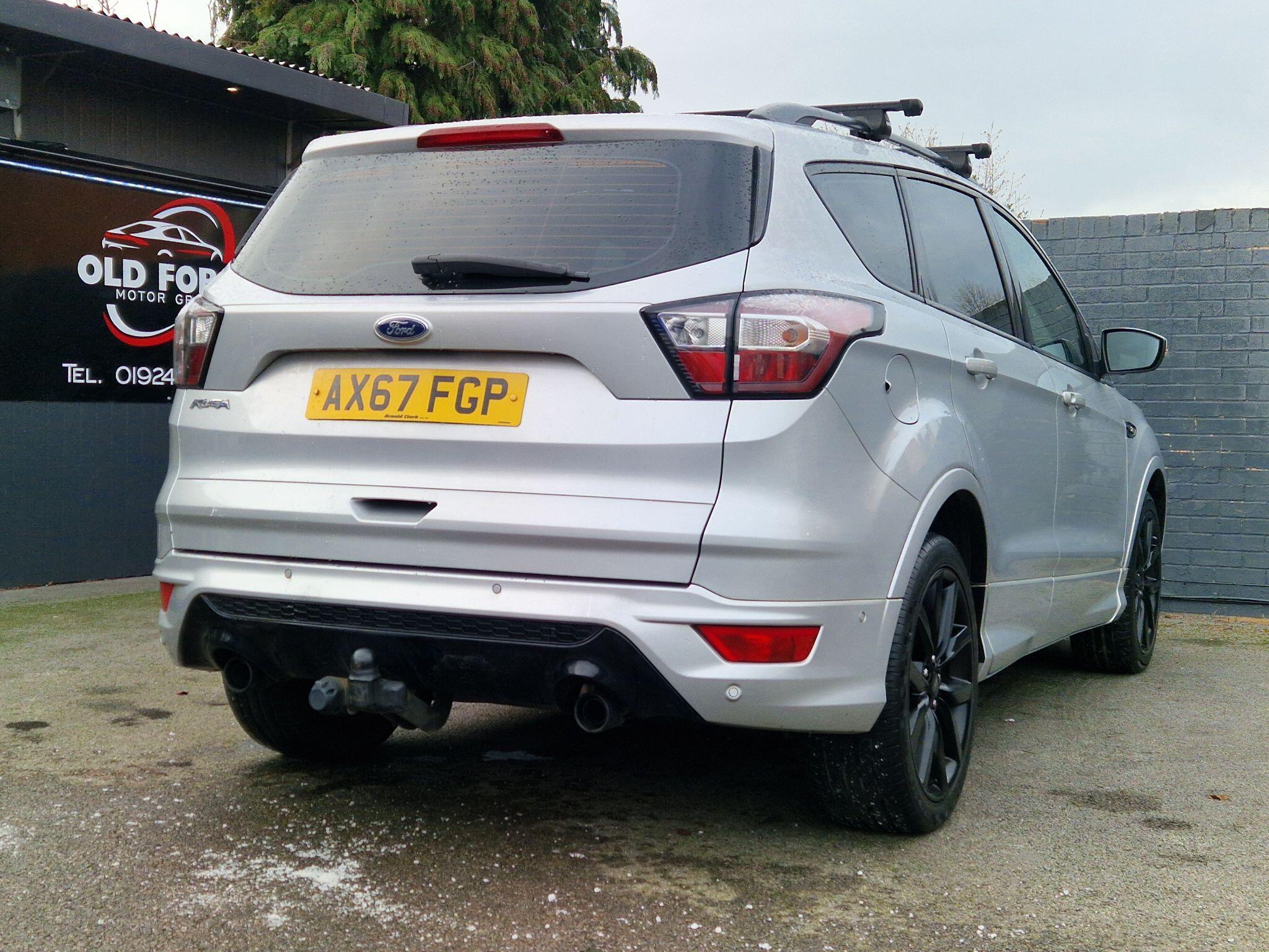 Ford Kuga - Image 24