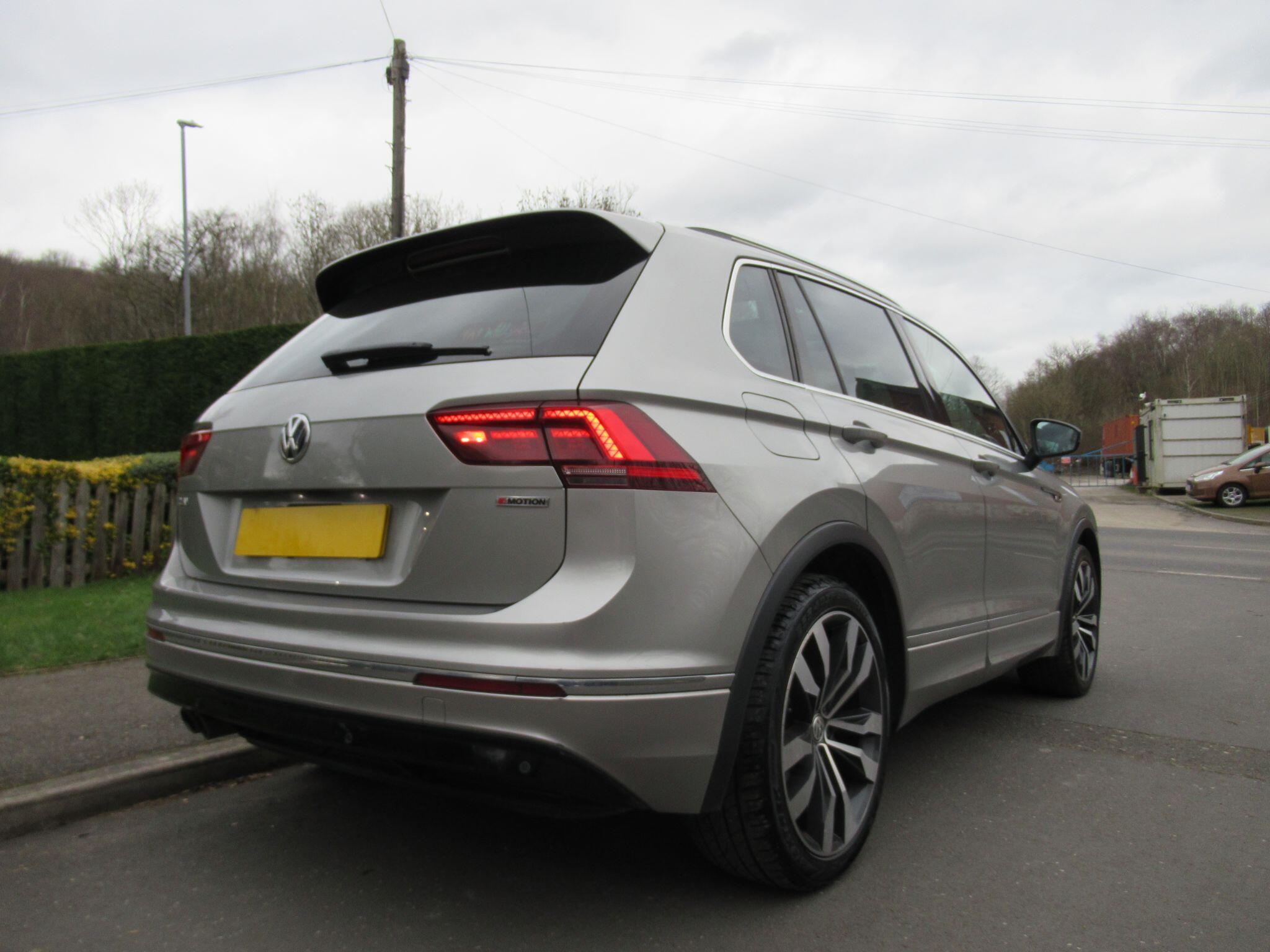 Volkswagen Tiguan - Image 4