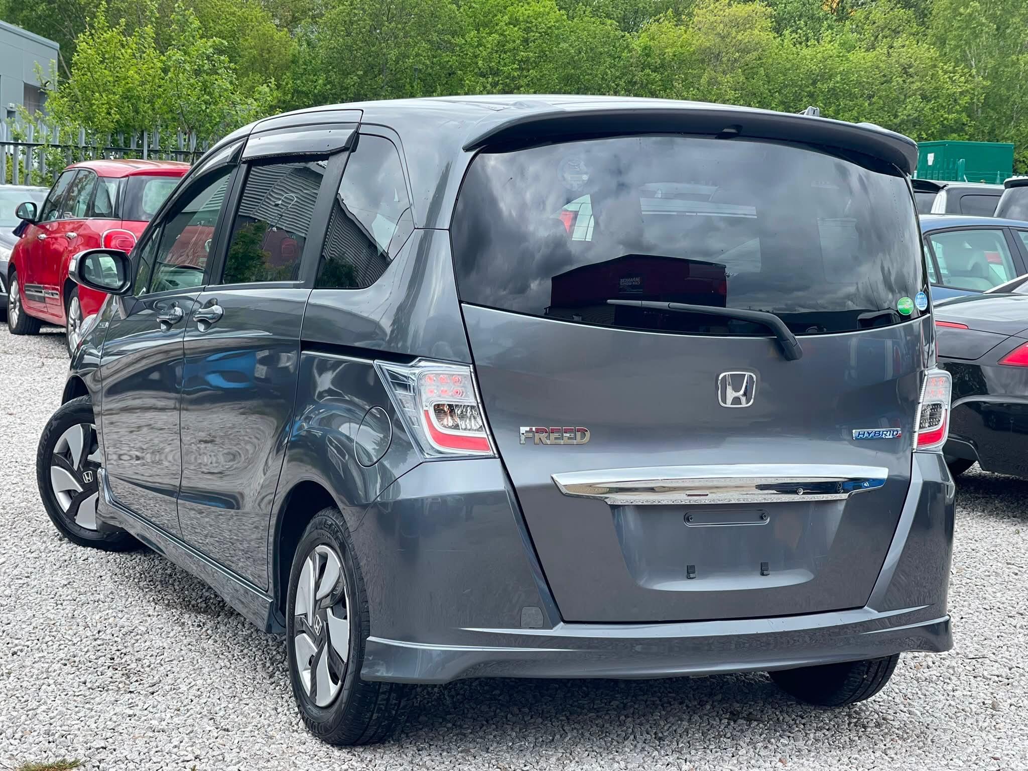 Honda Freed - Image 2