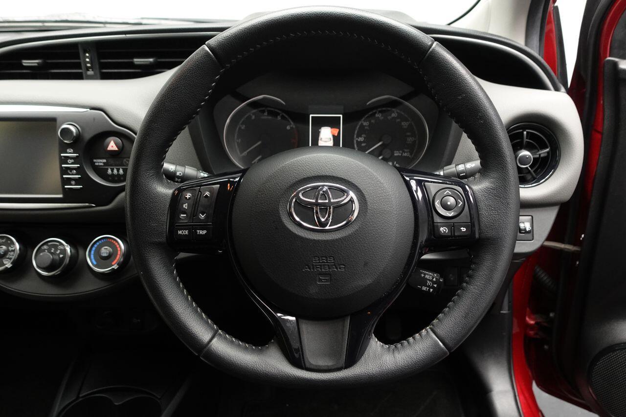 Toyota Yaris - Image 8