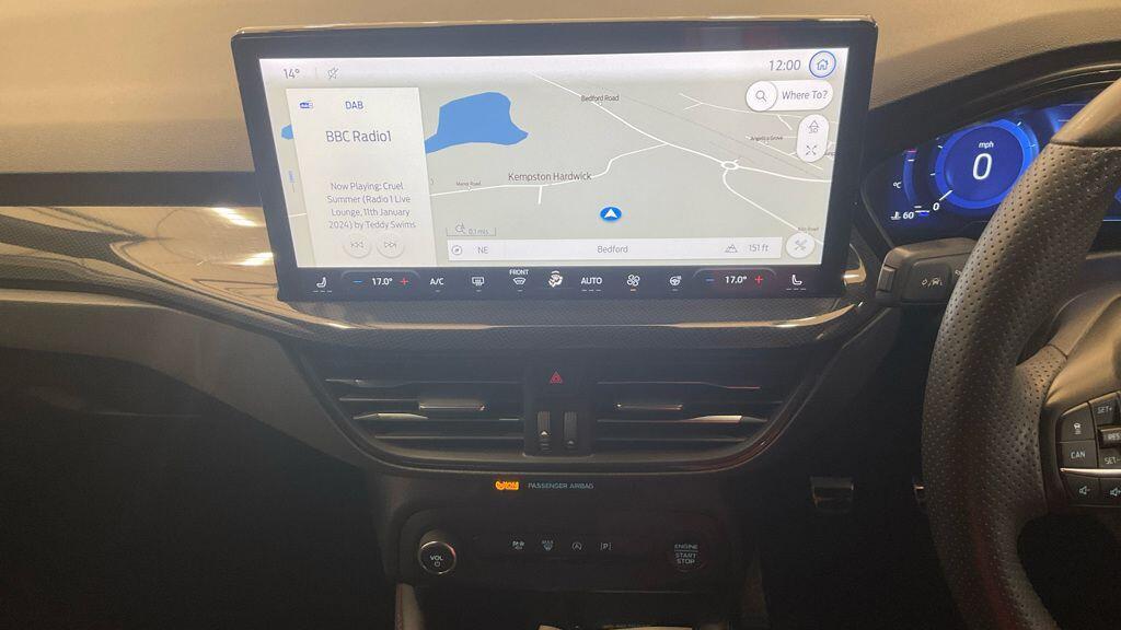 Ford Focus - Image 2