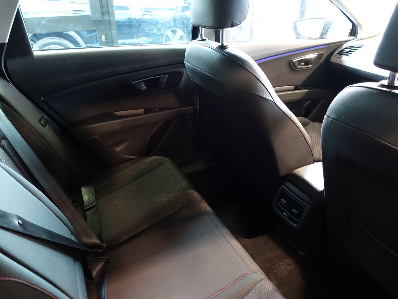 SEAT Leon - Image 20