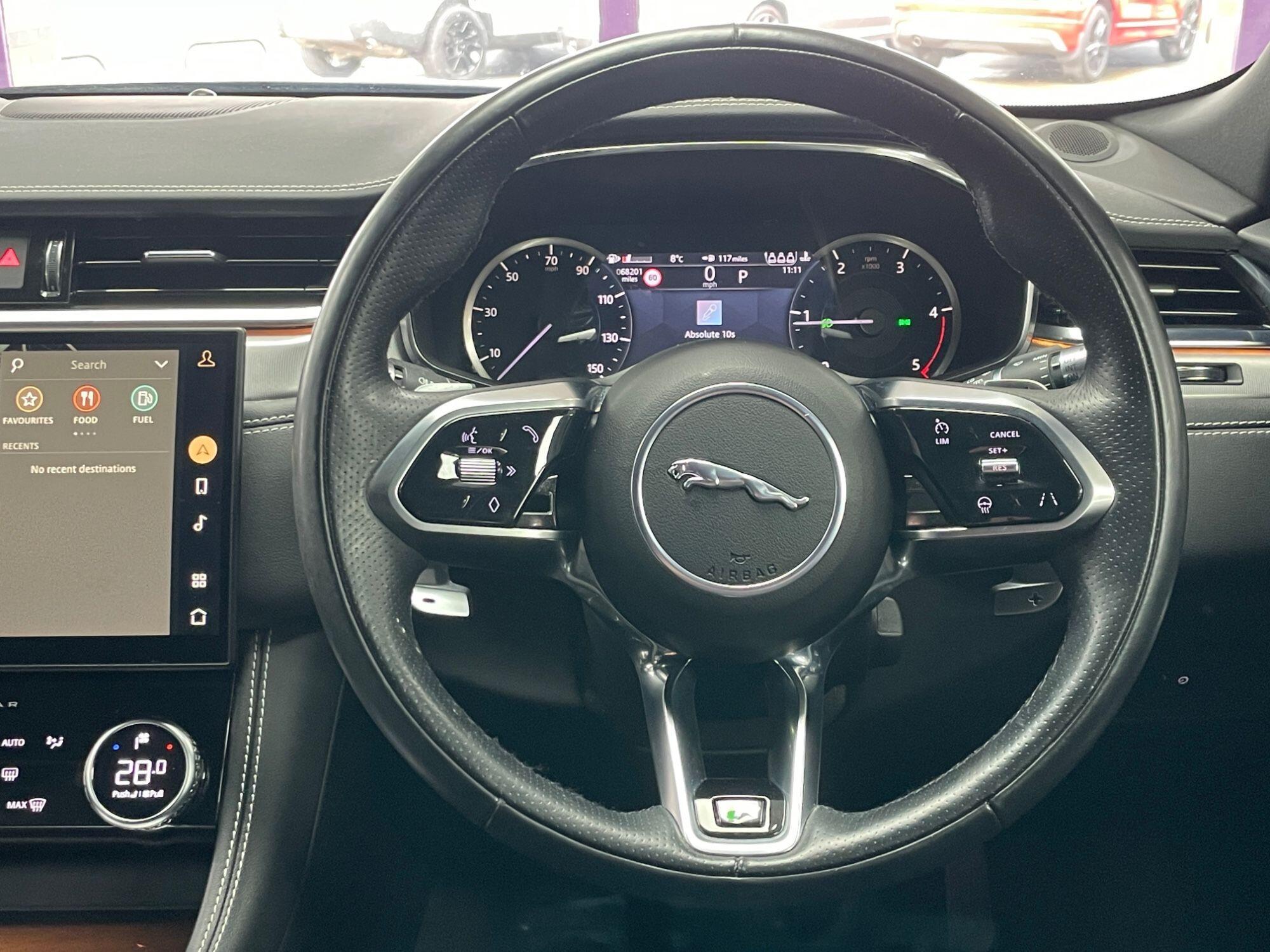 Jaguar F-Pace - Image 37