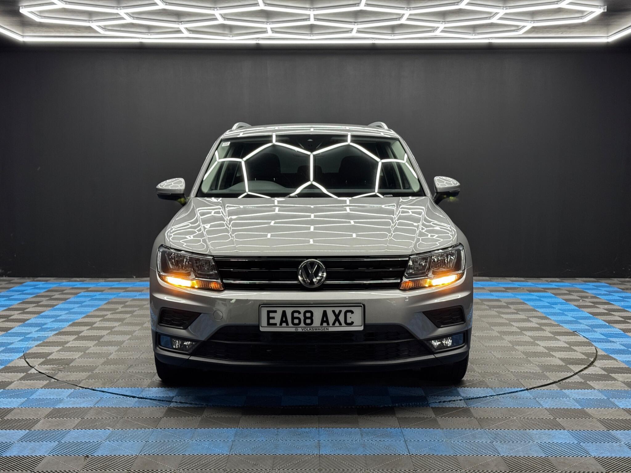 Volkswagen Tiguan - Image 2