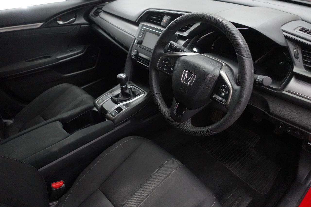 Honda Civic - Image 14