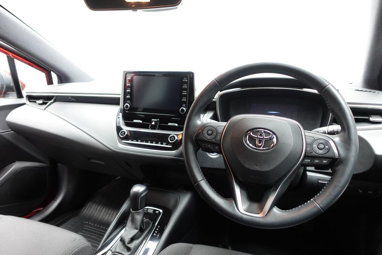 Toyota Corolla - Image 15