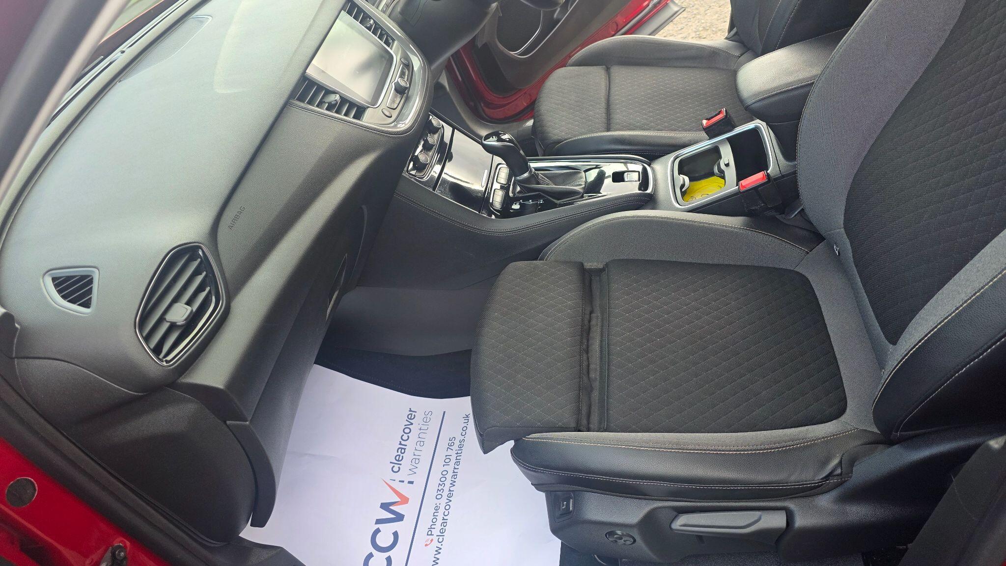 Vauxhall Grandland X - Image 35