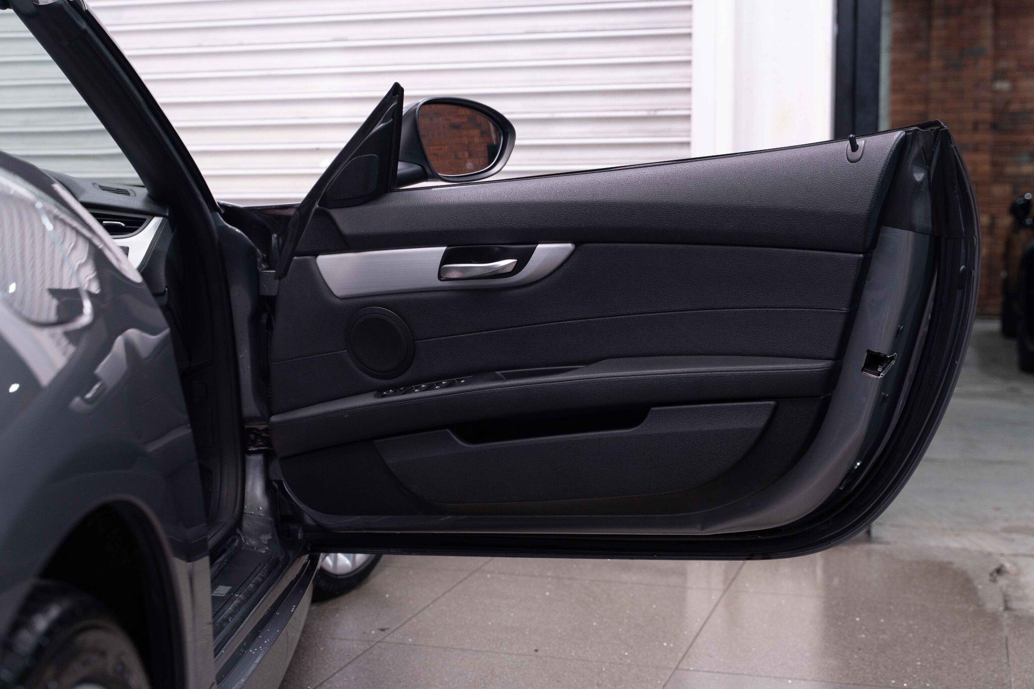 BMW Z4 - Image 15