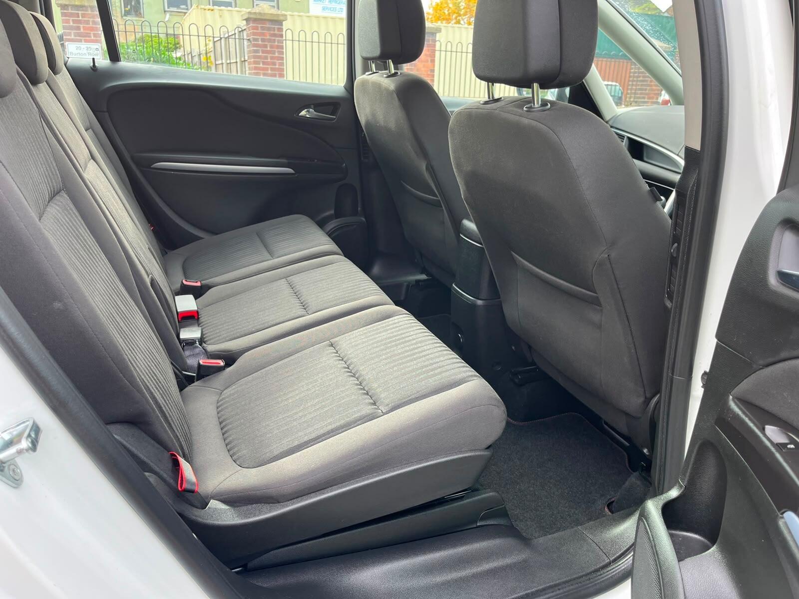 Vauxhall Zafira Tourer - Image 16