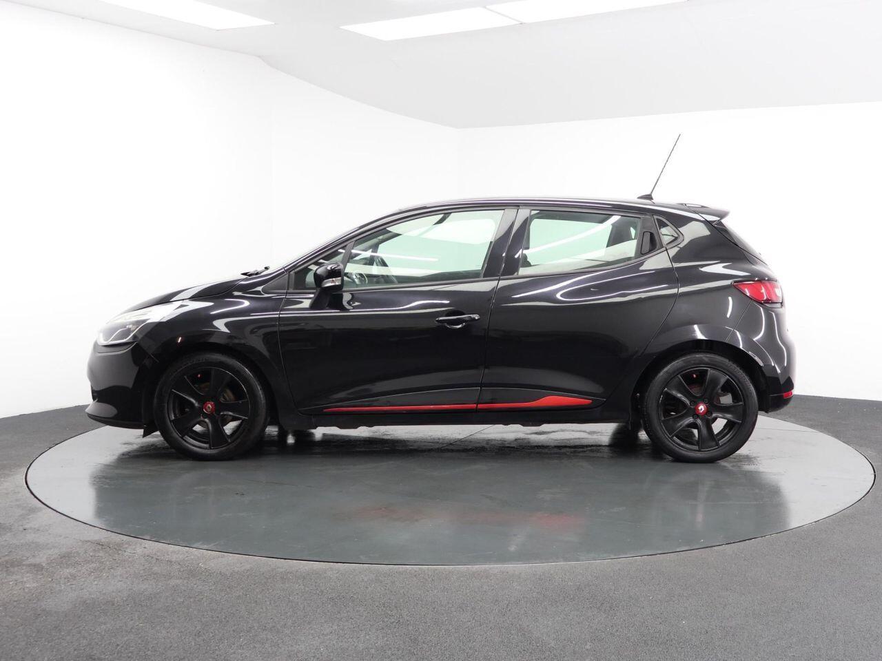 Renault Clio - Image 8