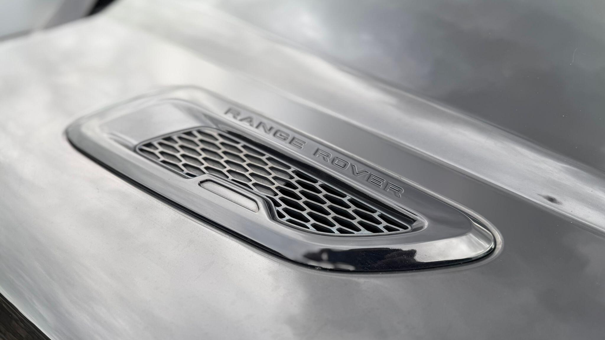Land Rover Range Rover Evoque - Image 16