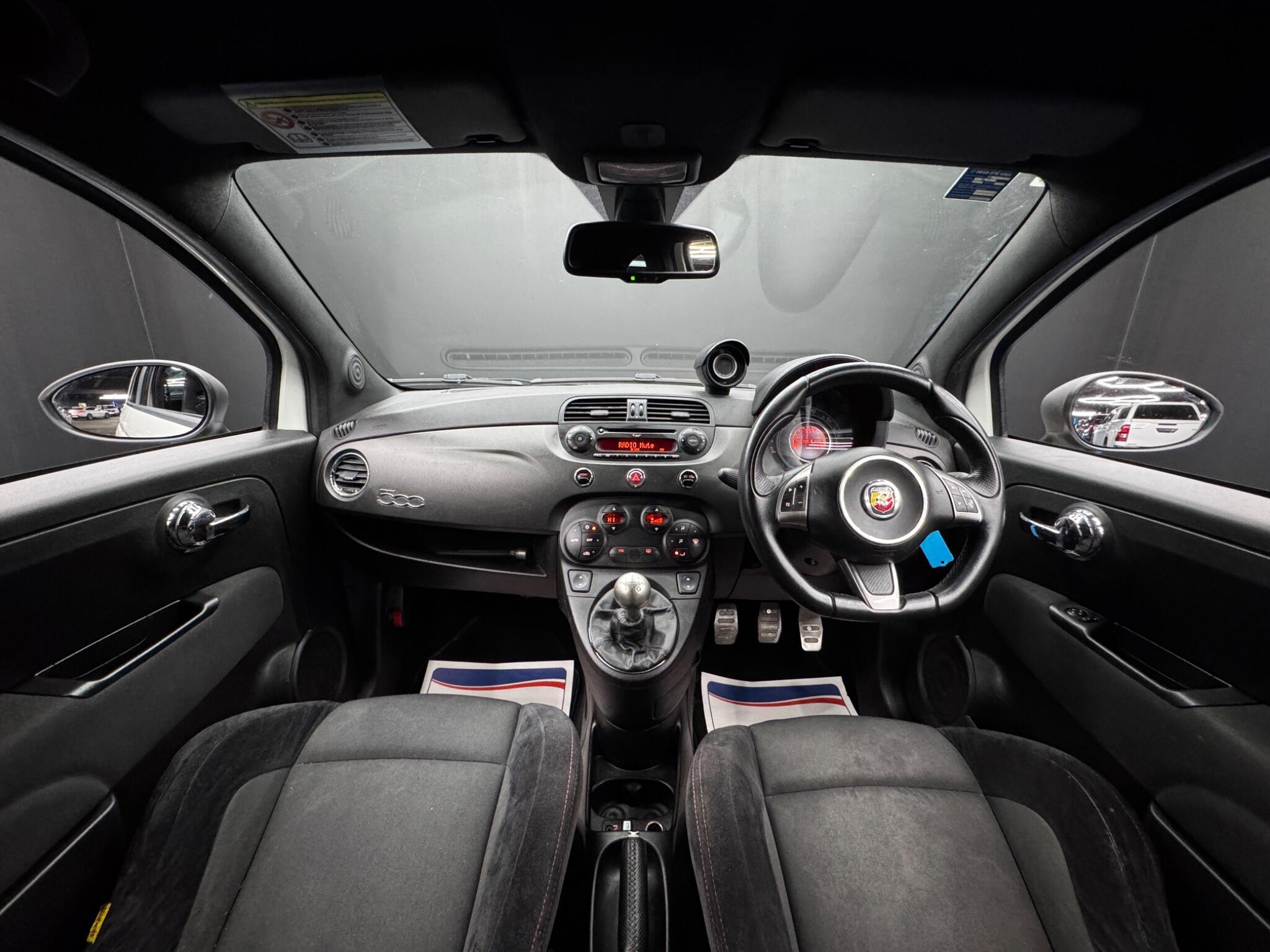 Abarth 595 - Image 14