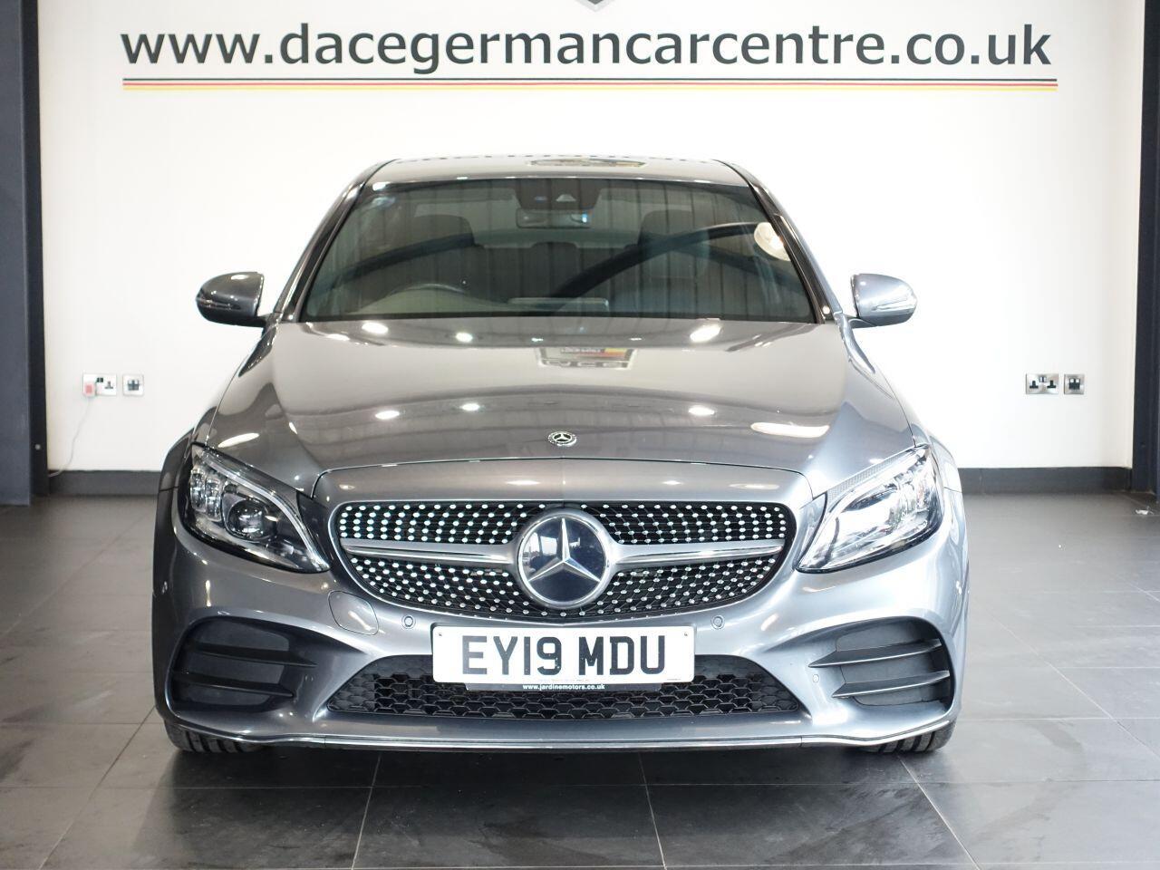 Mercedes-benz C-CLASS - Image 4