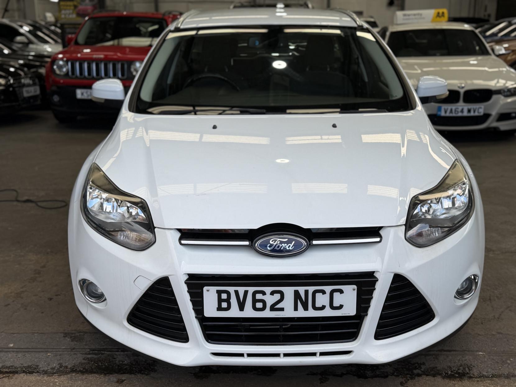 Ford Focus - Image 4