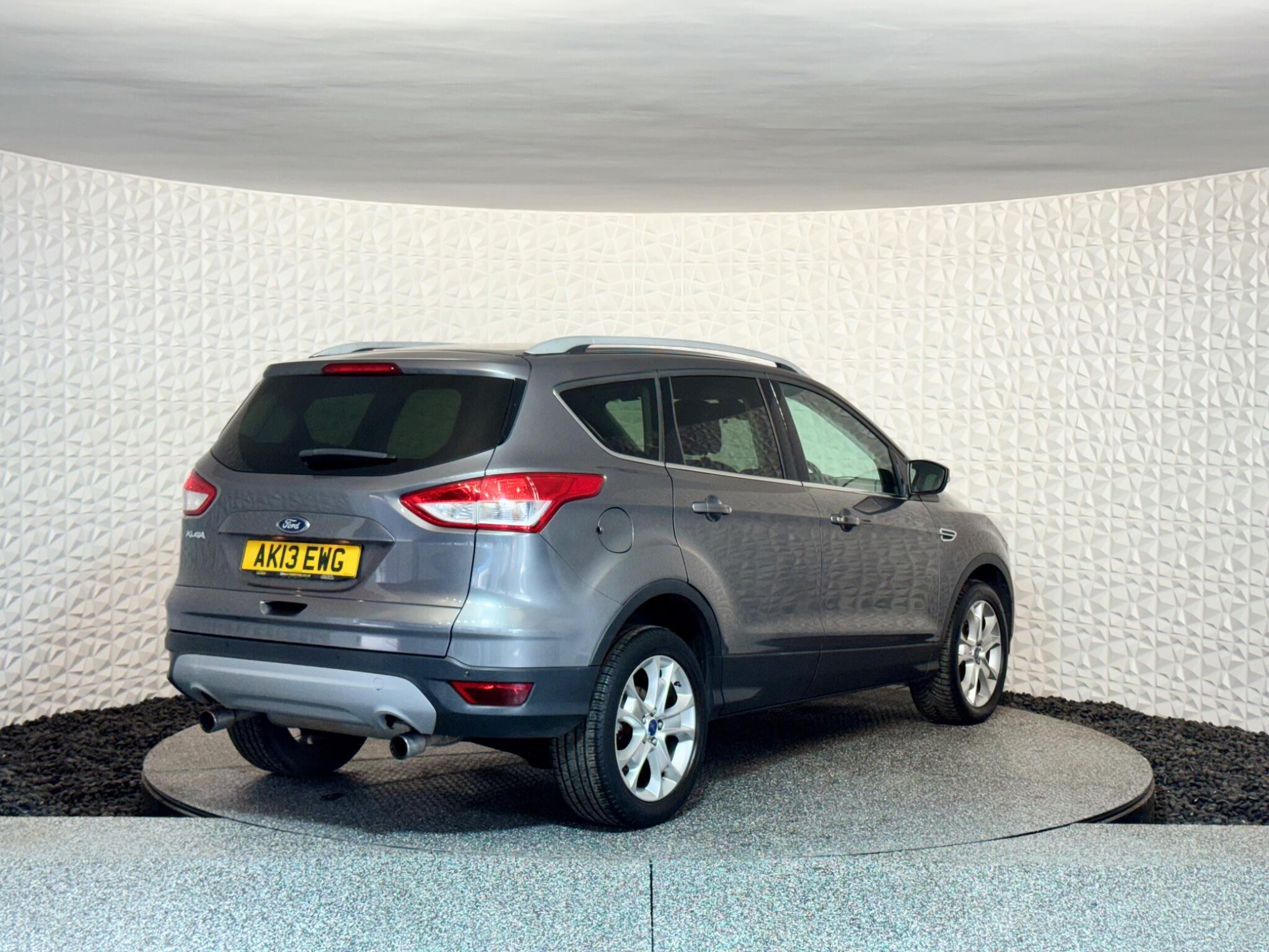Ford Kuga - Image 11