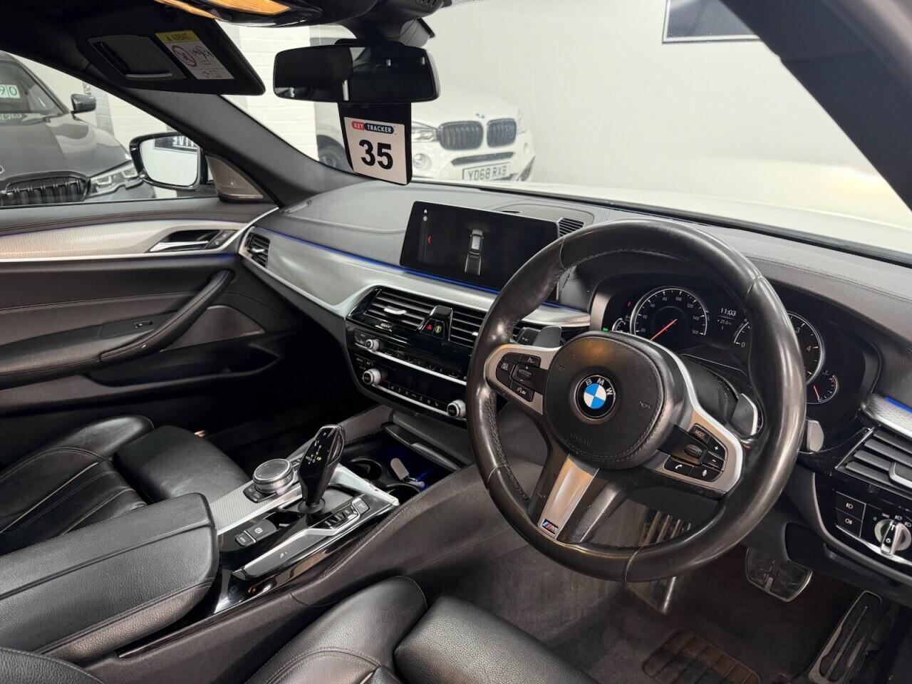 BMW 5 Series - Image 17