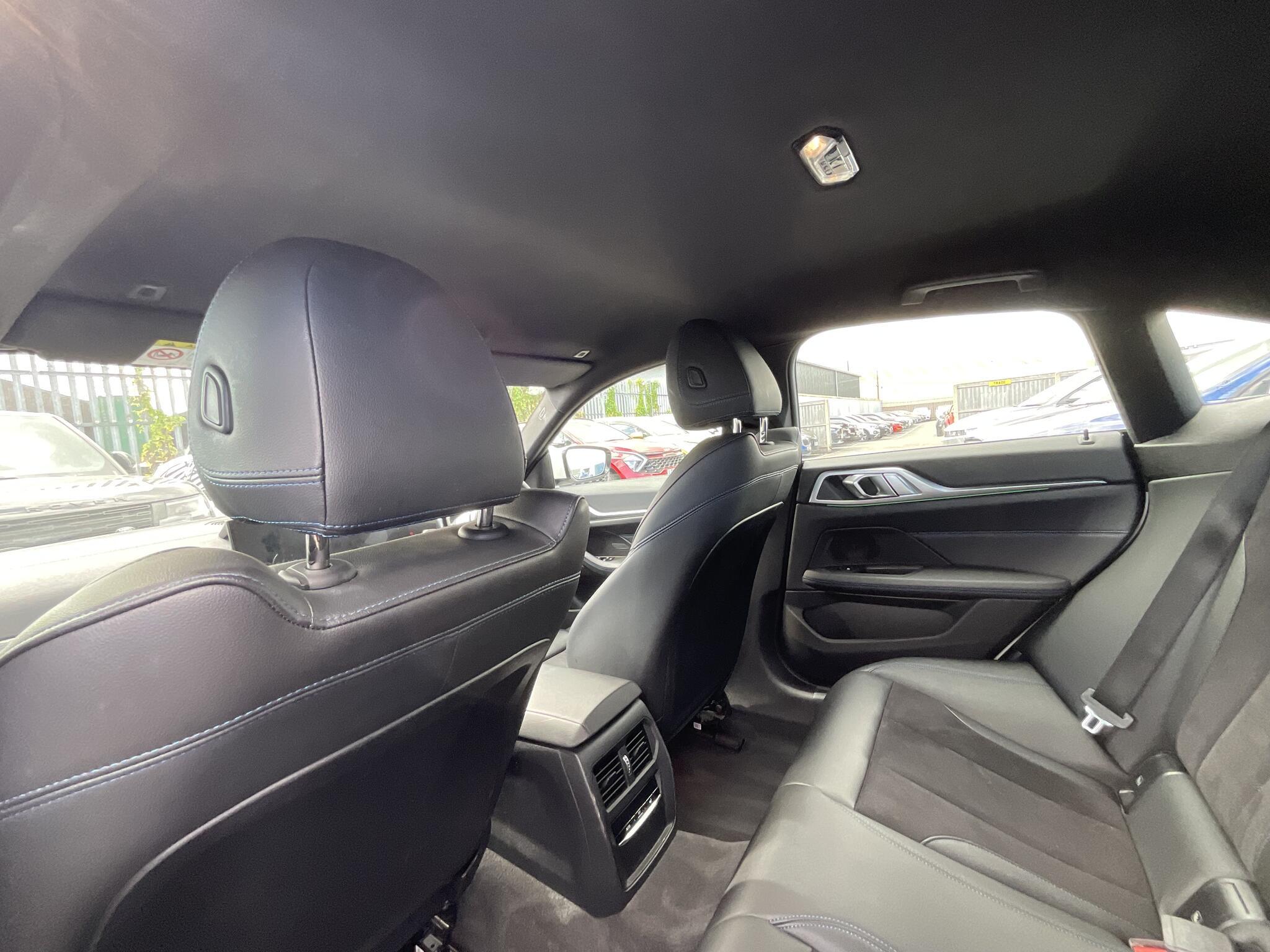 BMW I4 - Image 13