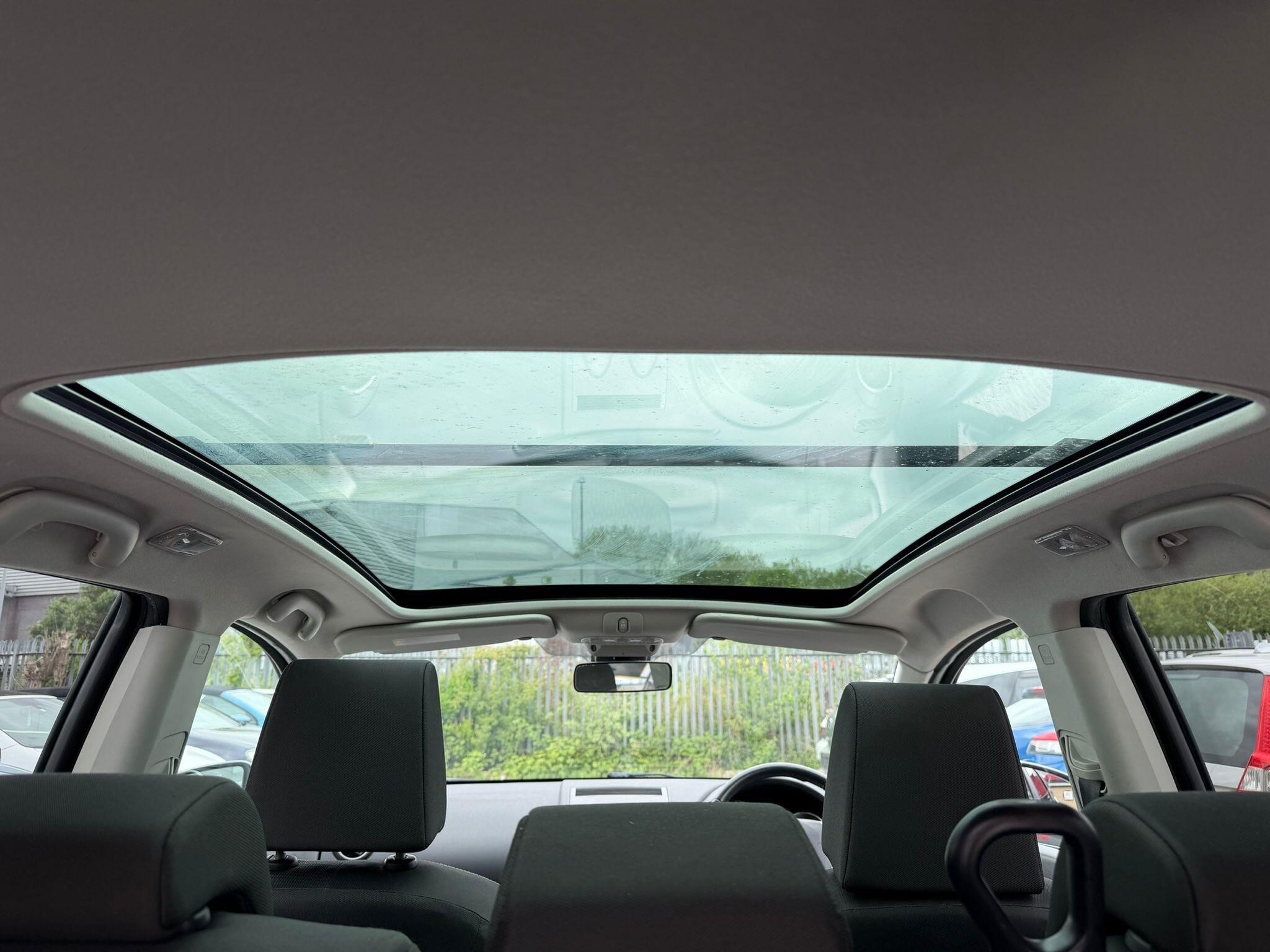 Nissan QASHQAI+2 - Image 25